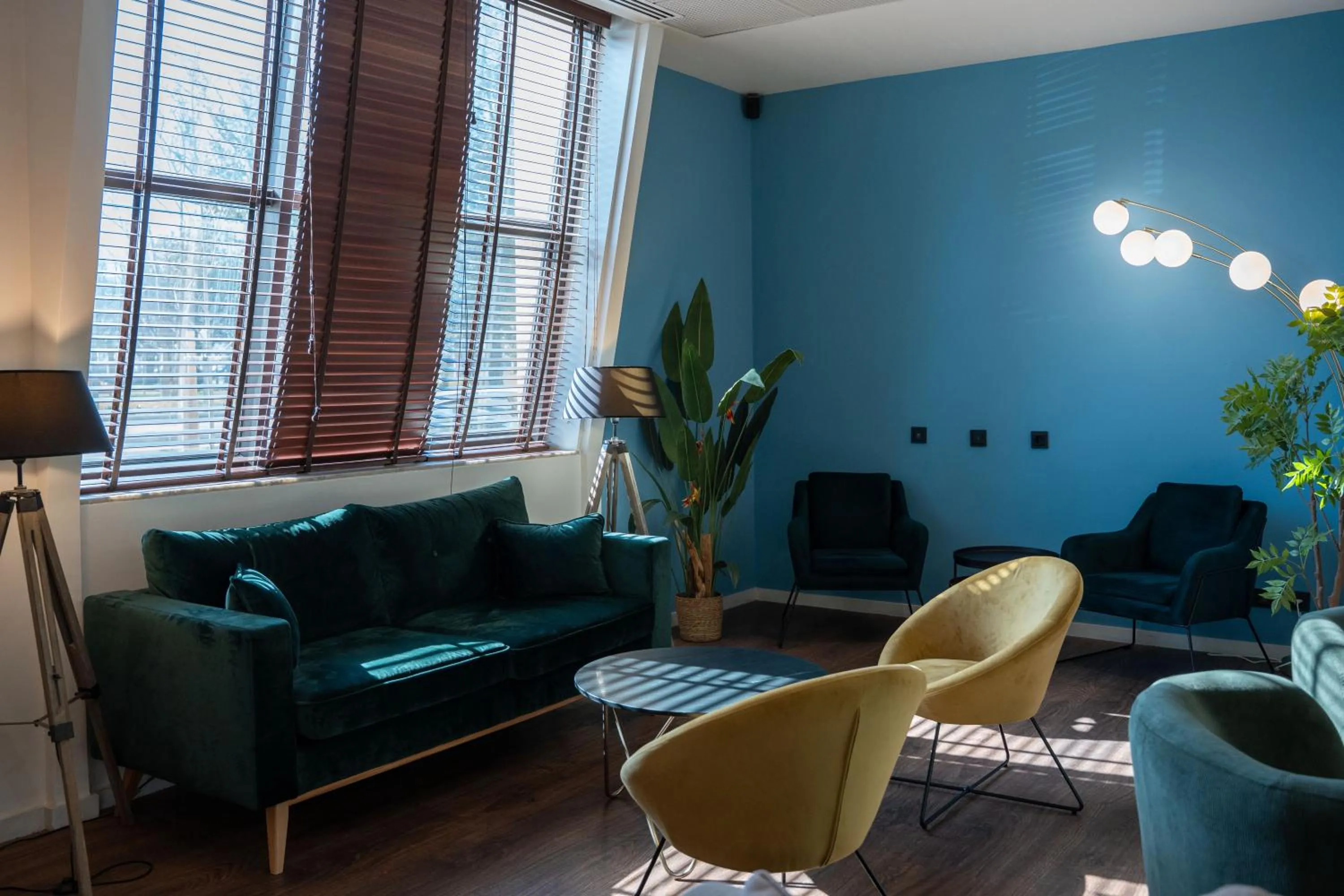 Living room in Hotel Ibis Coimbra Centro