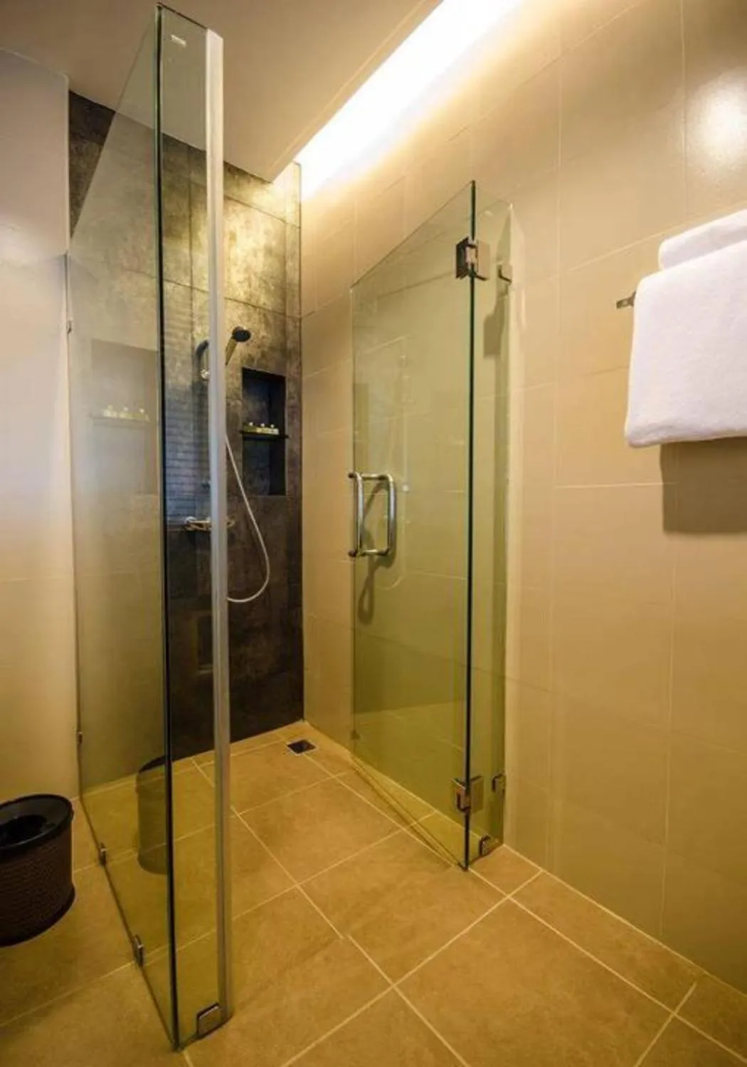 Bathroom in Rimkhobfa Urban Resort