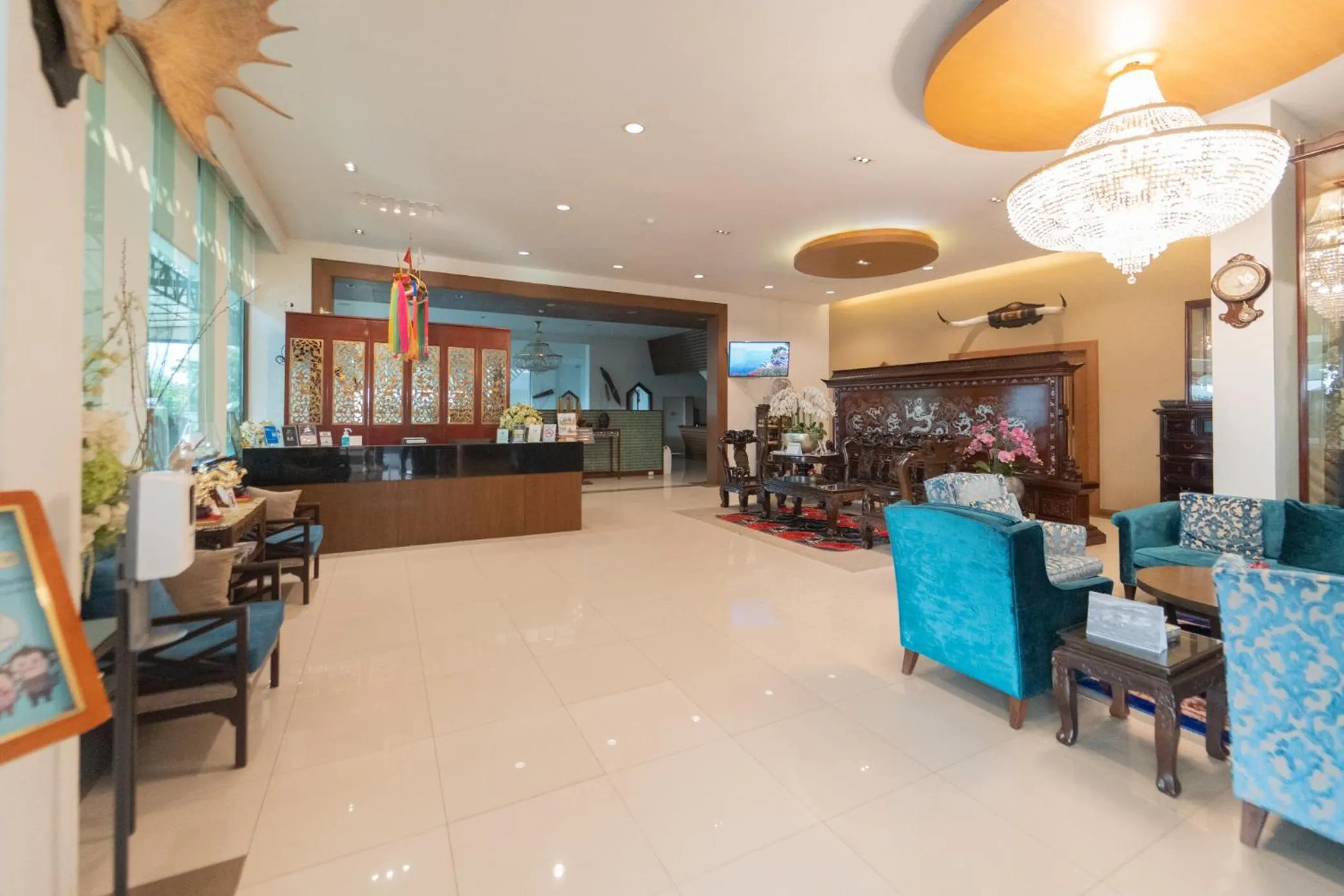 Lobby or reception in Rimkhobfa Urban Resort