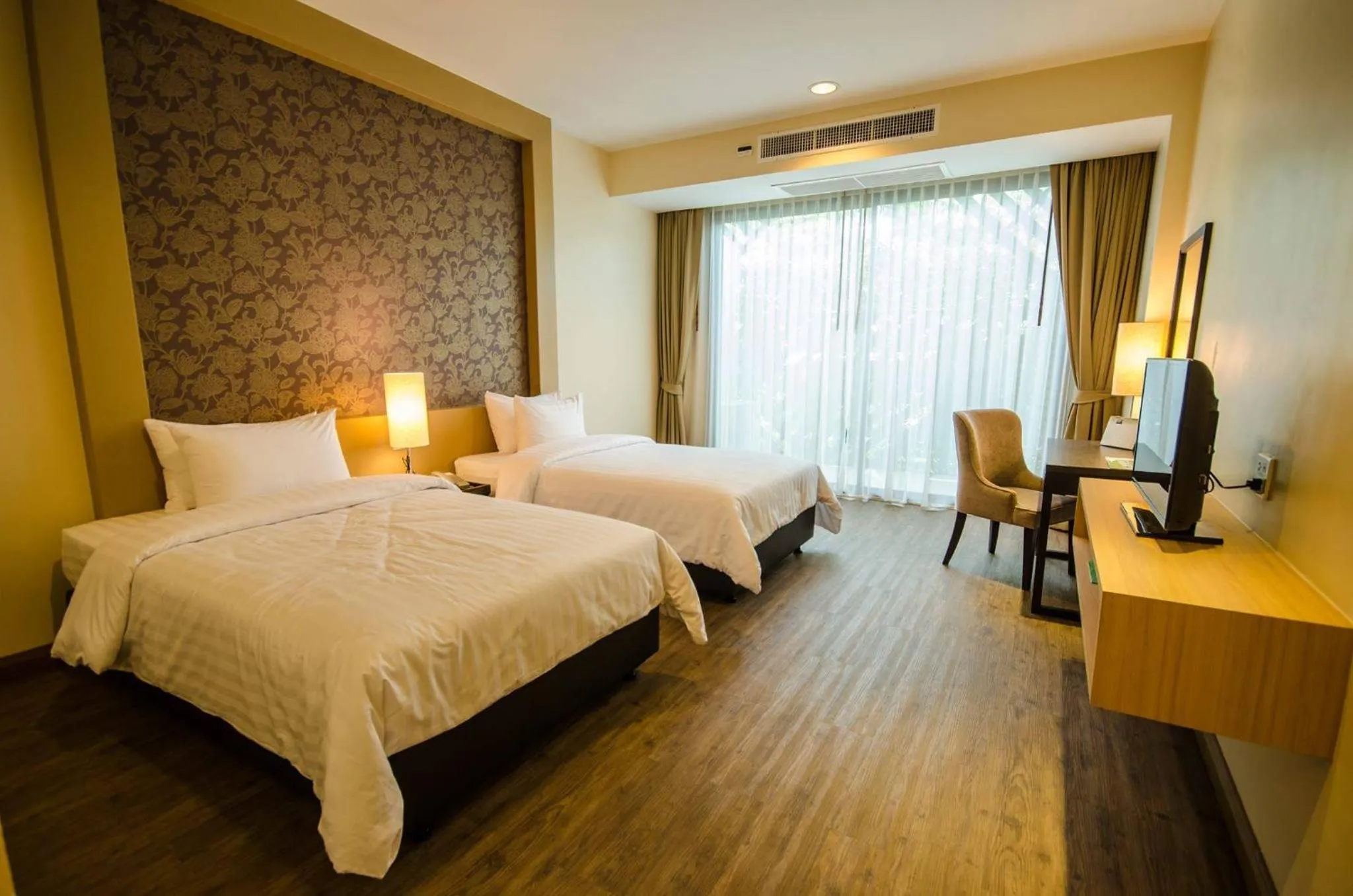 Bed in Rimkhobfa Urban Resort