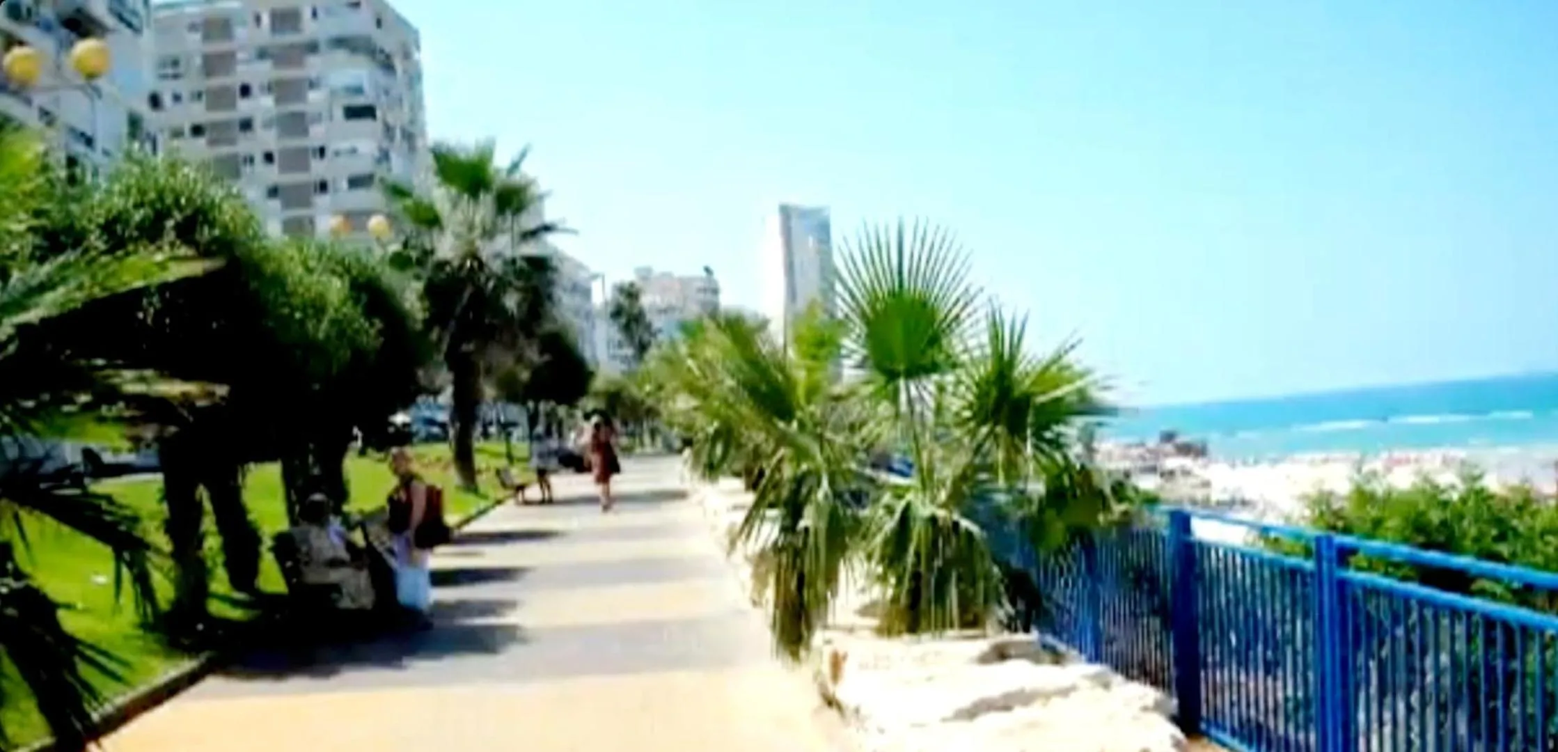 Neighbourhood in Beachfront Studio Apartment Bat Yam 412
