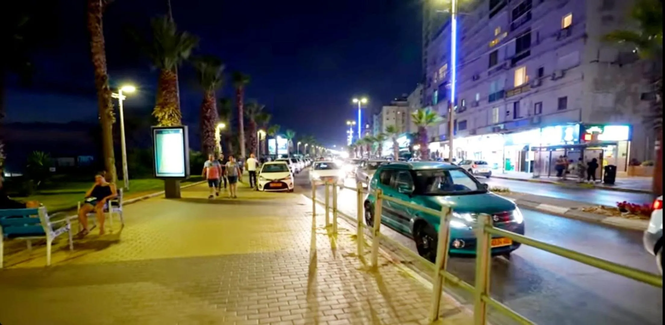 Neighbourhood in Beachfront Studio Apartment Bat Yam 412