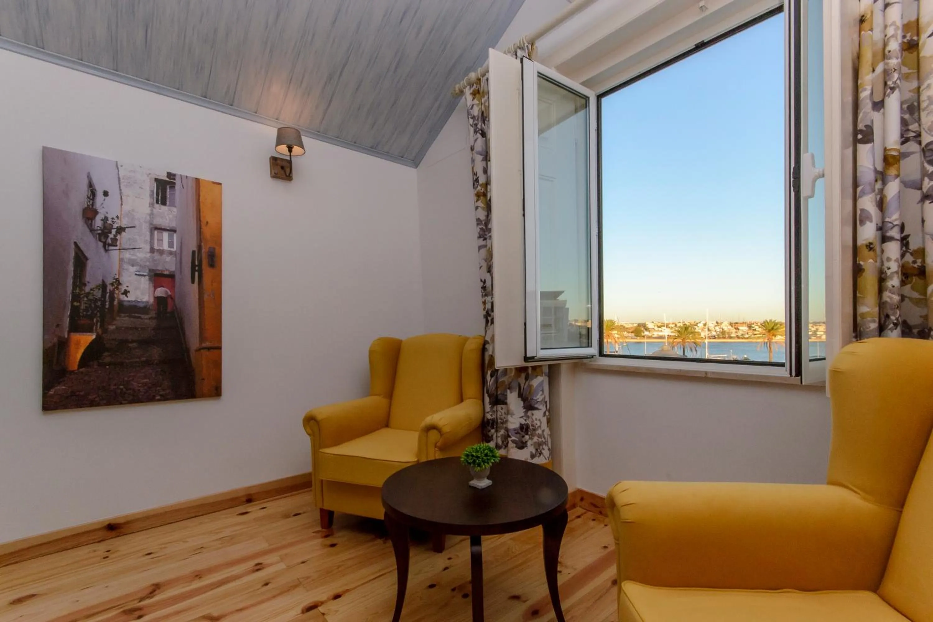 Bedroom in Villa Rio Guest House Suites