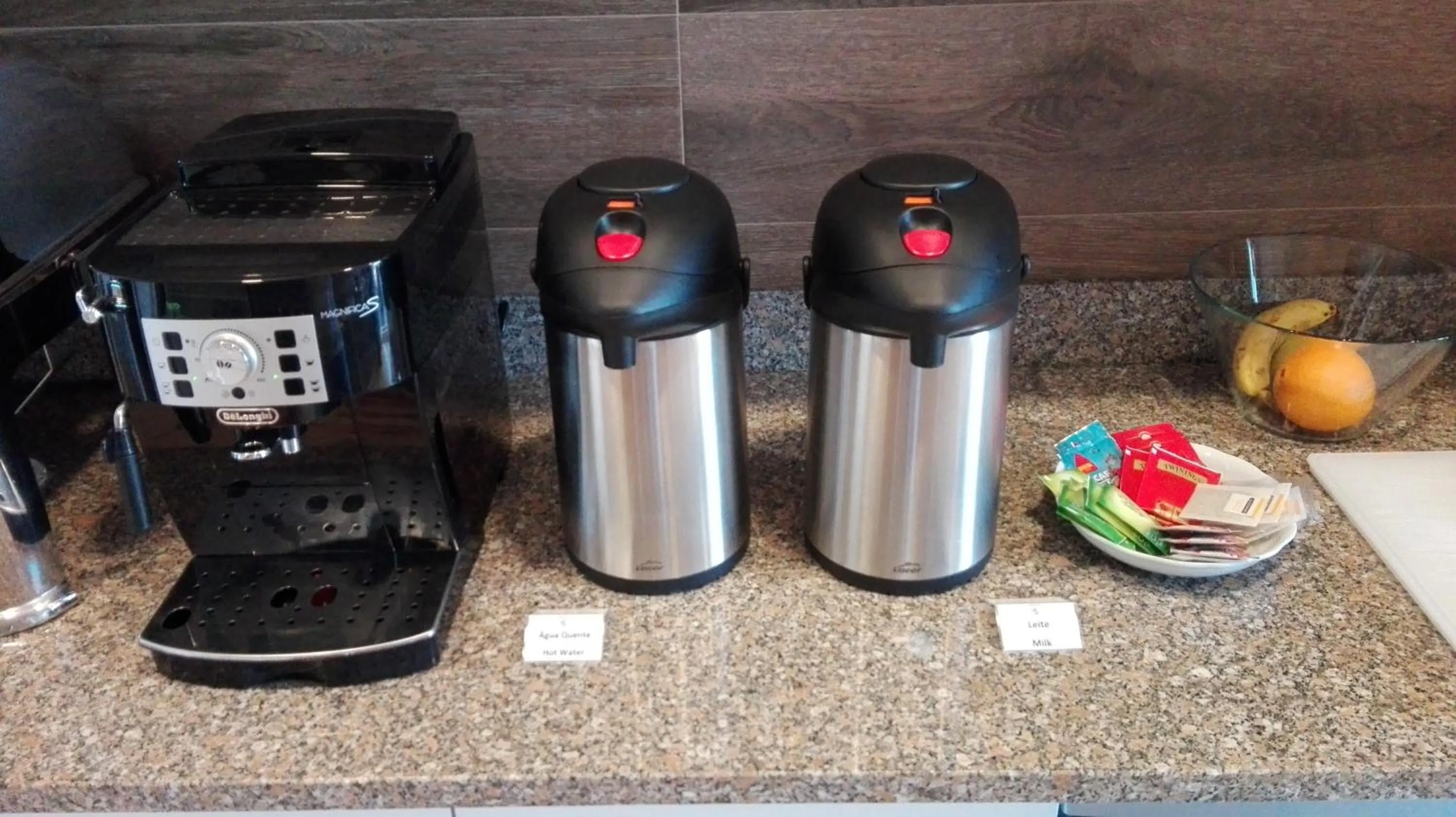 Breakfast in Villa Rio Guest House Suites