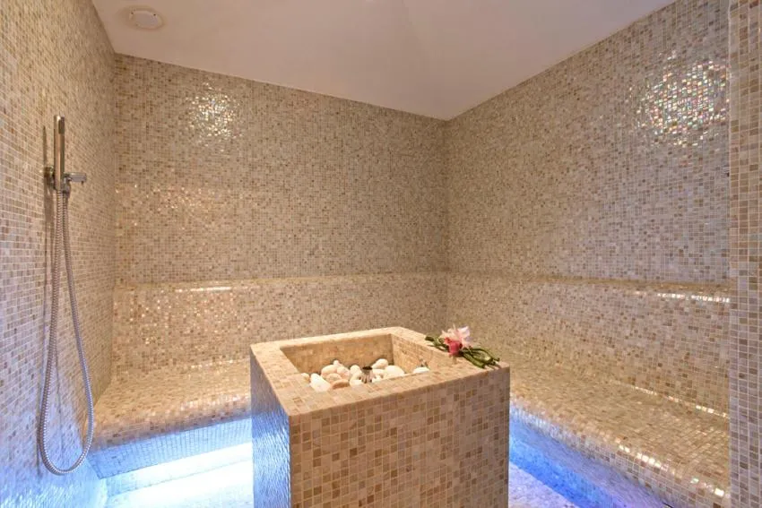 Steam room in Borgo Giusto Tuscany