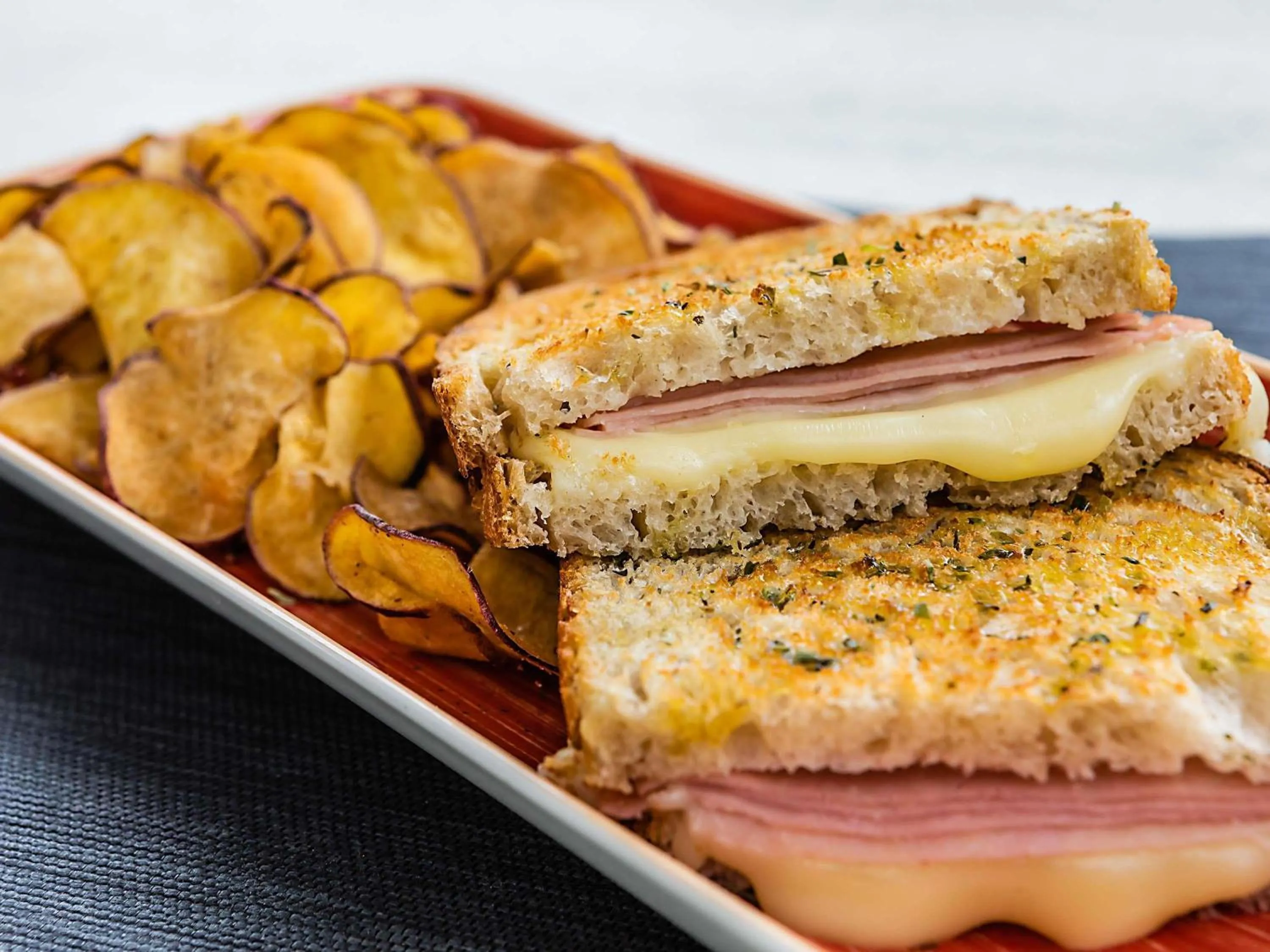 Lounge or bar in Hotel ibis Lisboa Saldanha