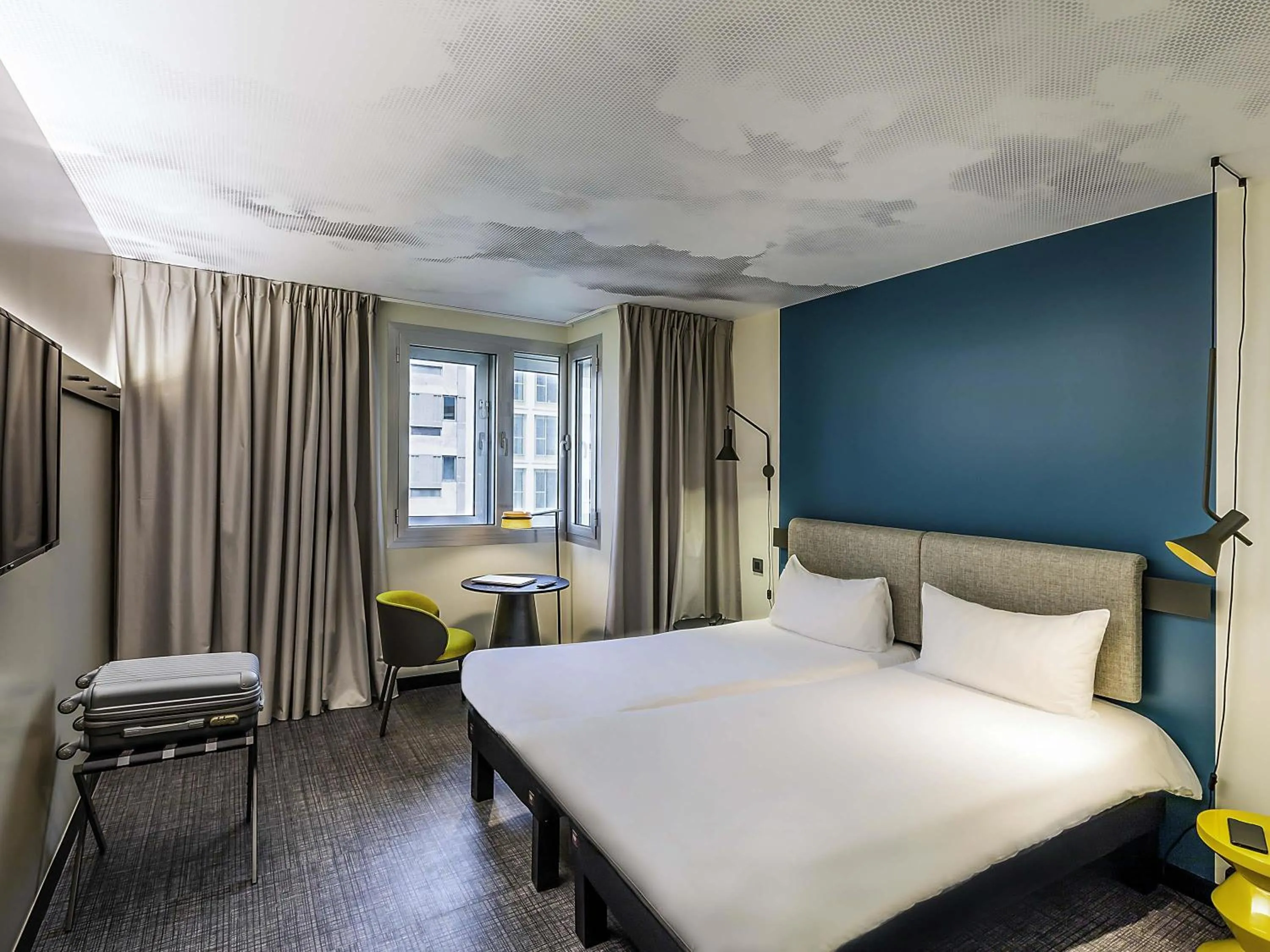 Bedroom, Bed in Hotel ibis Lisboa Saldanha