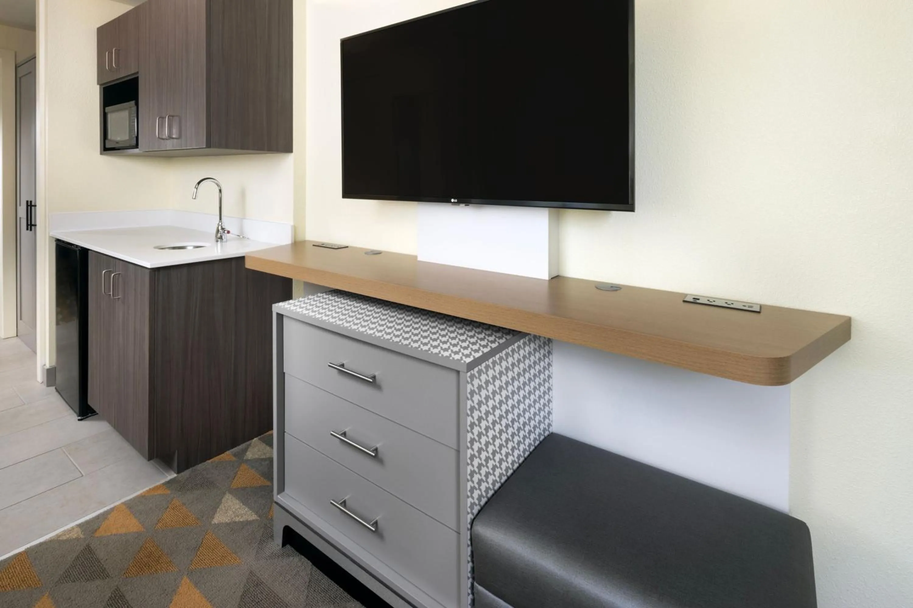 Bedroom in The Scenic Hotel at Biltmore Village