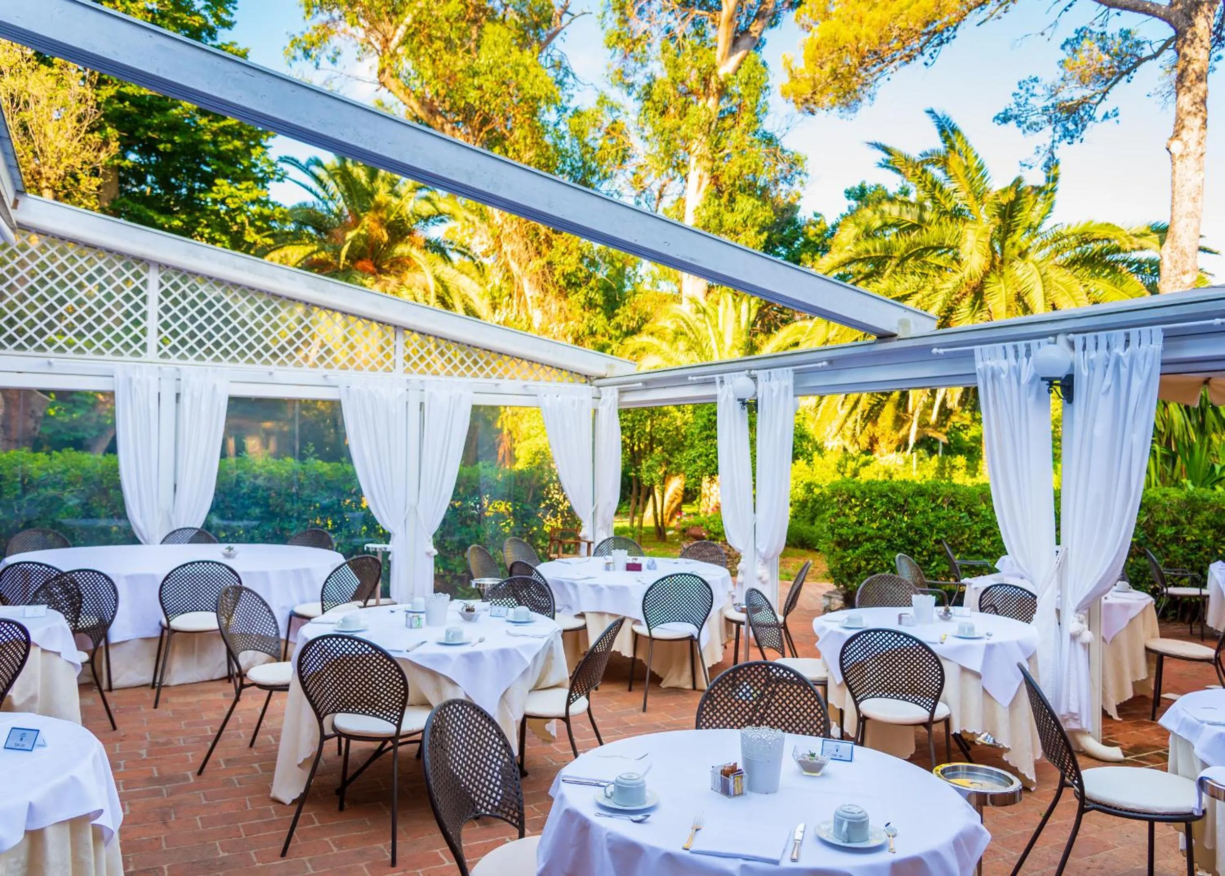 Restaurant/places to eat in Hotel Villa Ottone