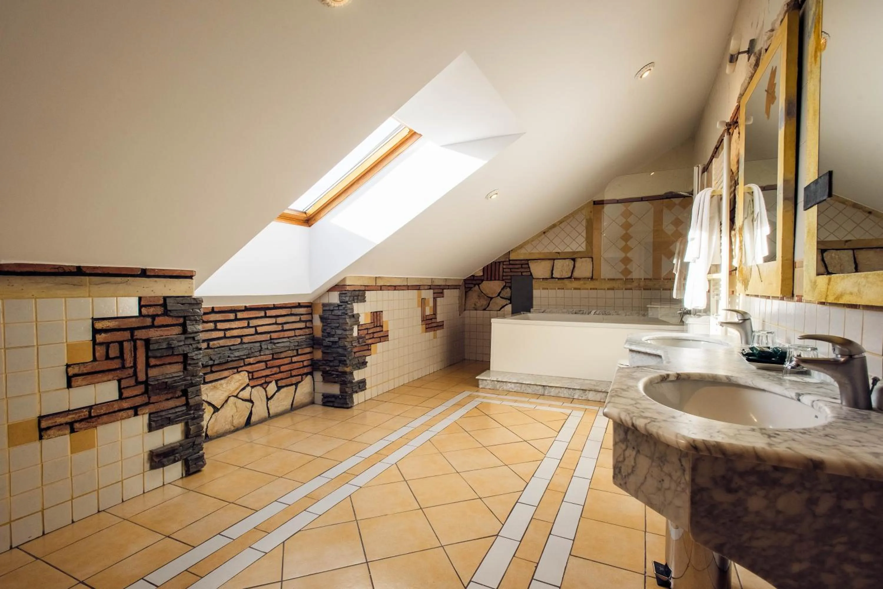 Bathroom in Hotel Spa Villa Pasiega