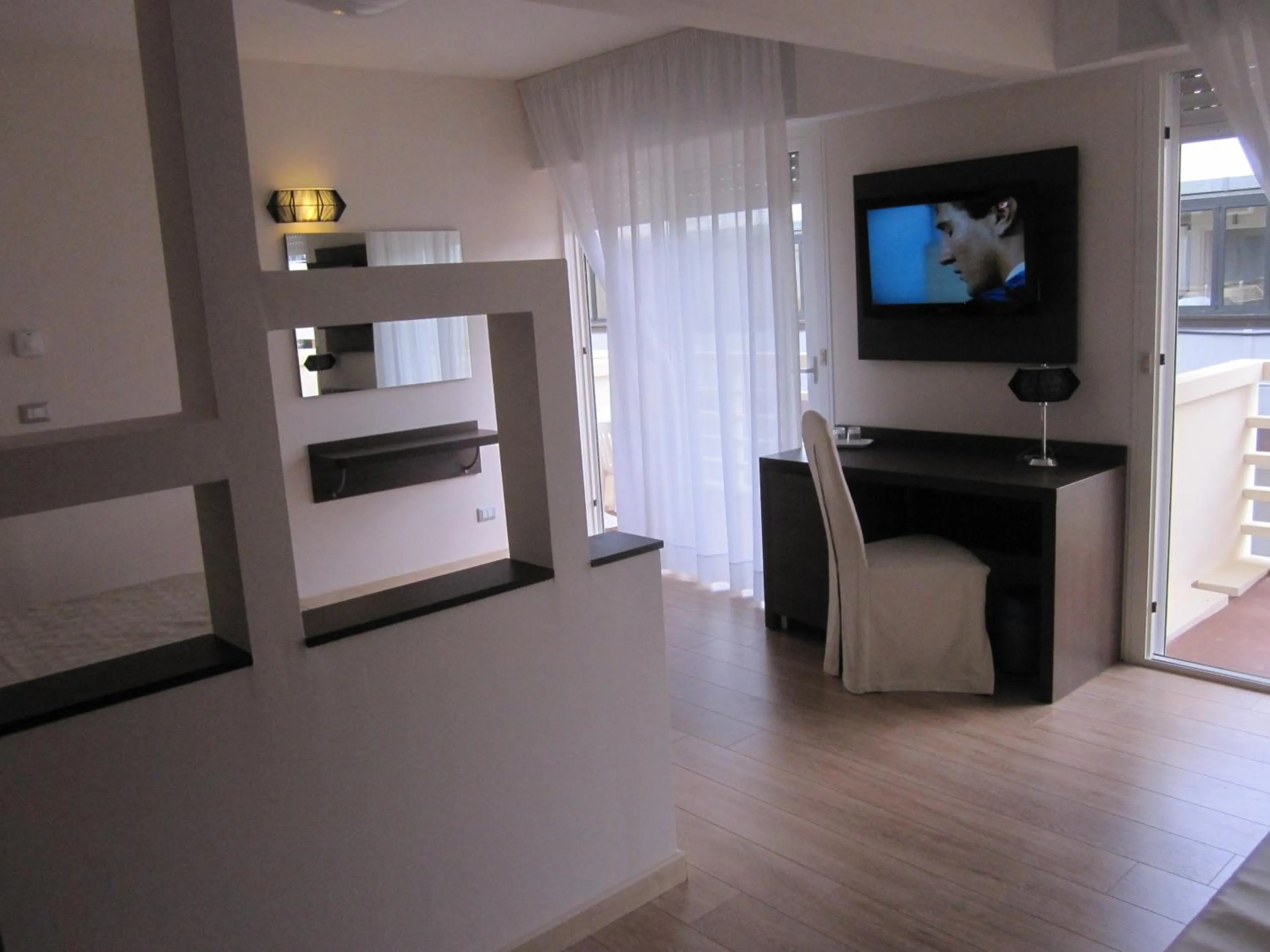 TV and multimedia, Bed in Hotel Eros