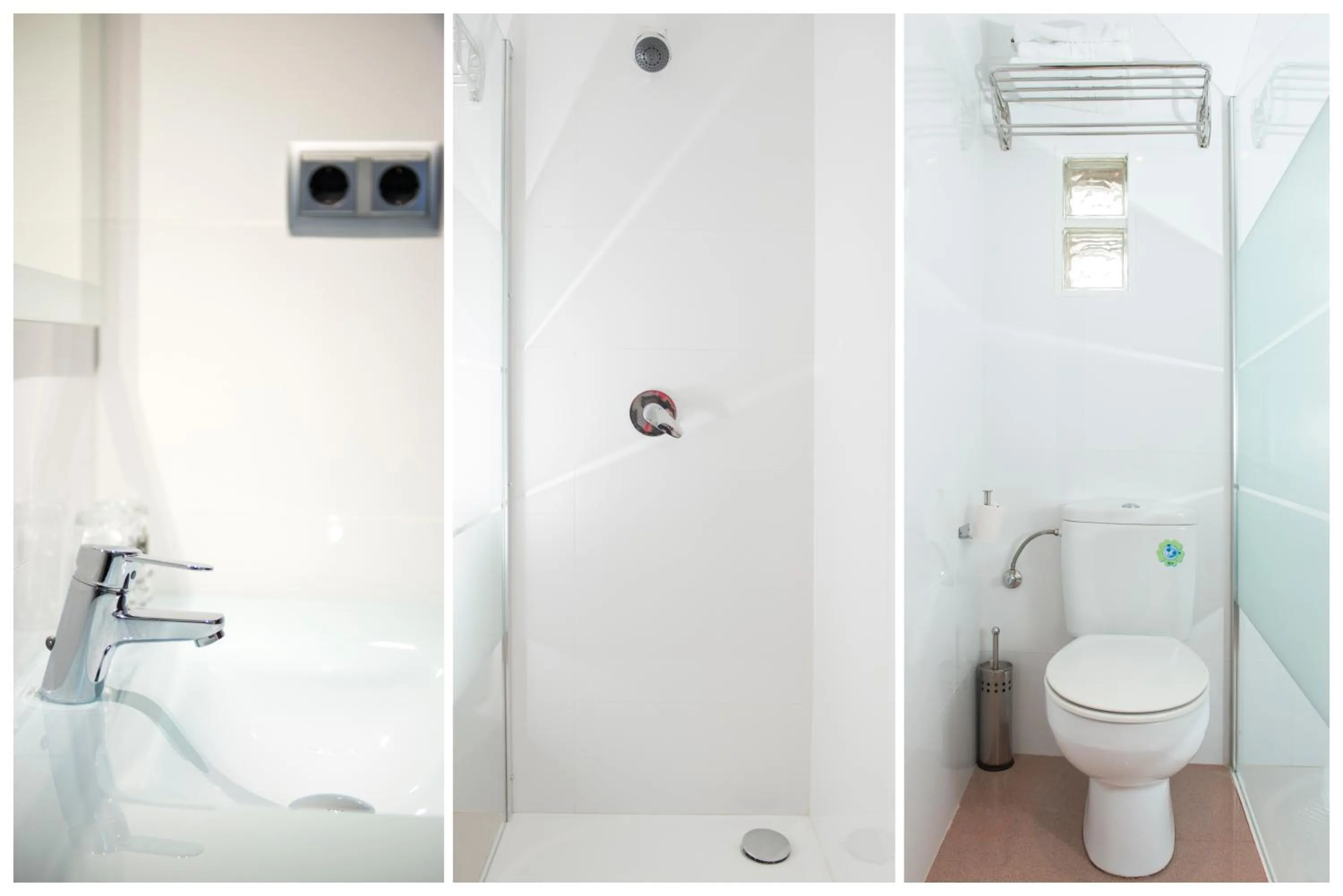 Toilet in Hostal Sol