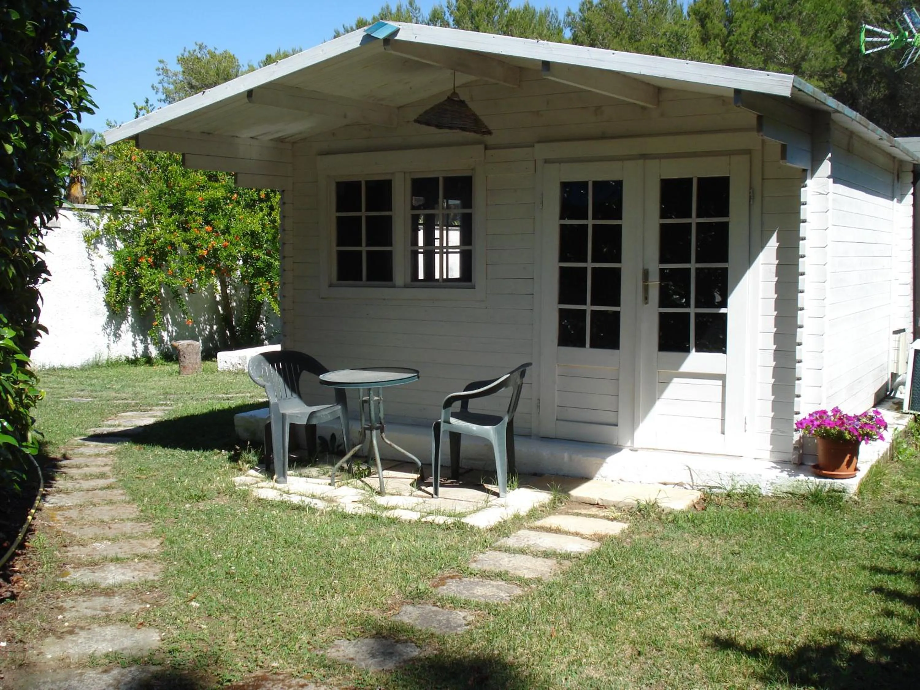 Garden view in Breezes B&B