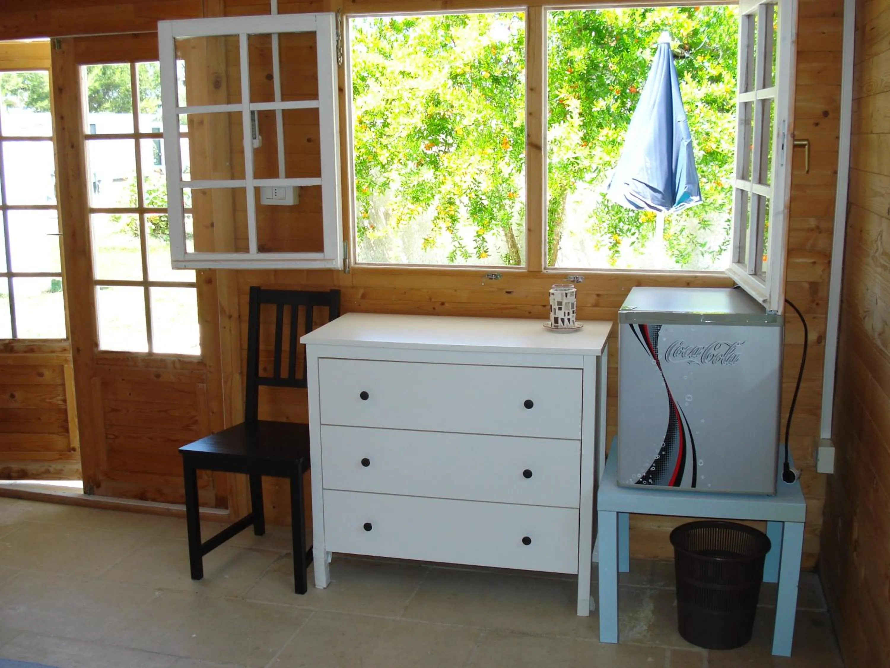Bedroom in Breezes B&B