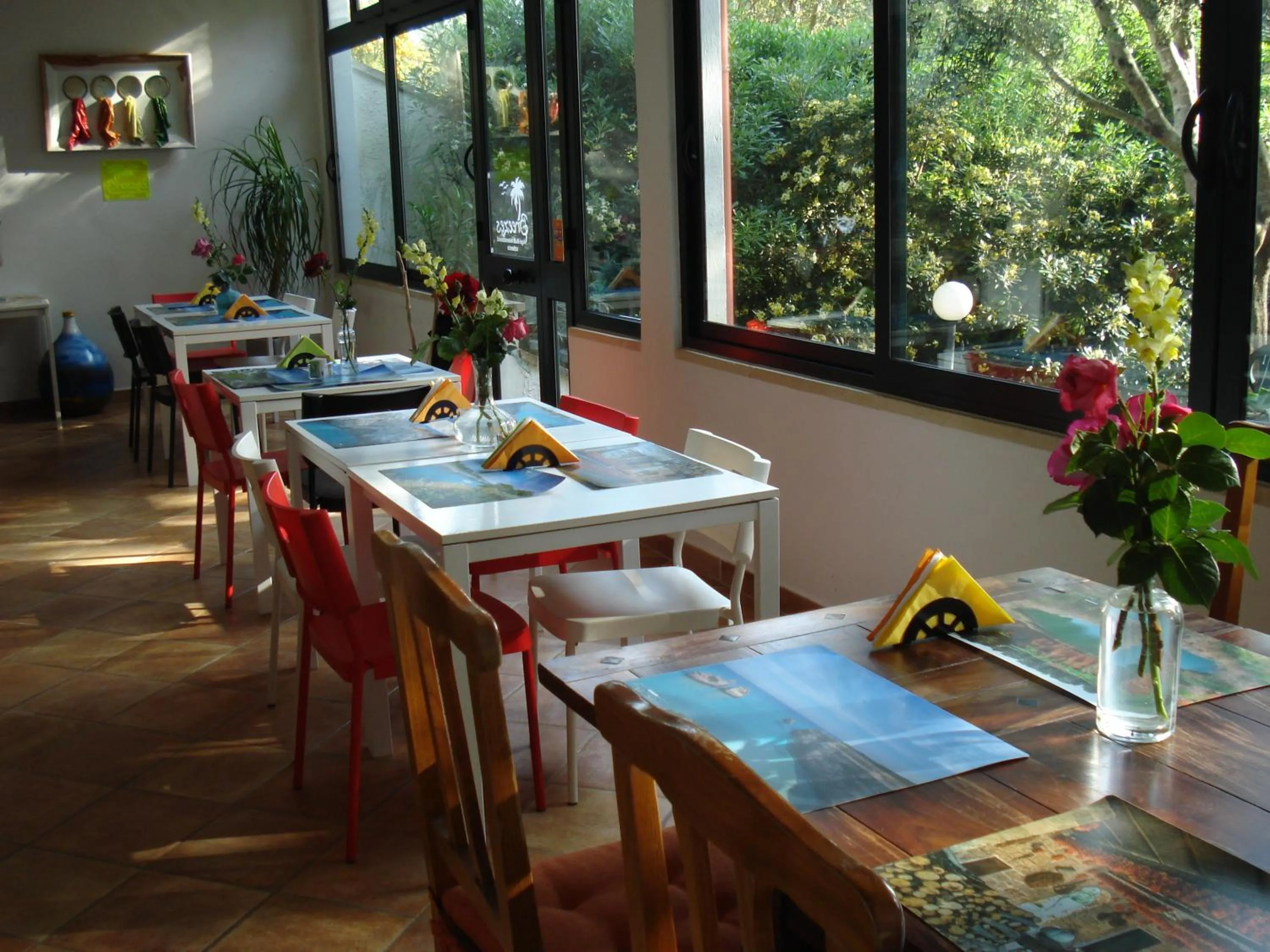 Buffet breakfast in Breezes B&B