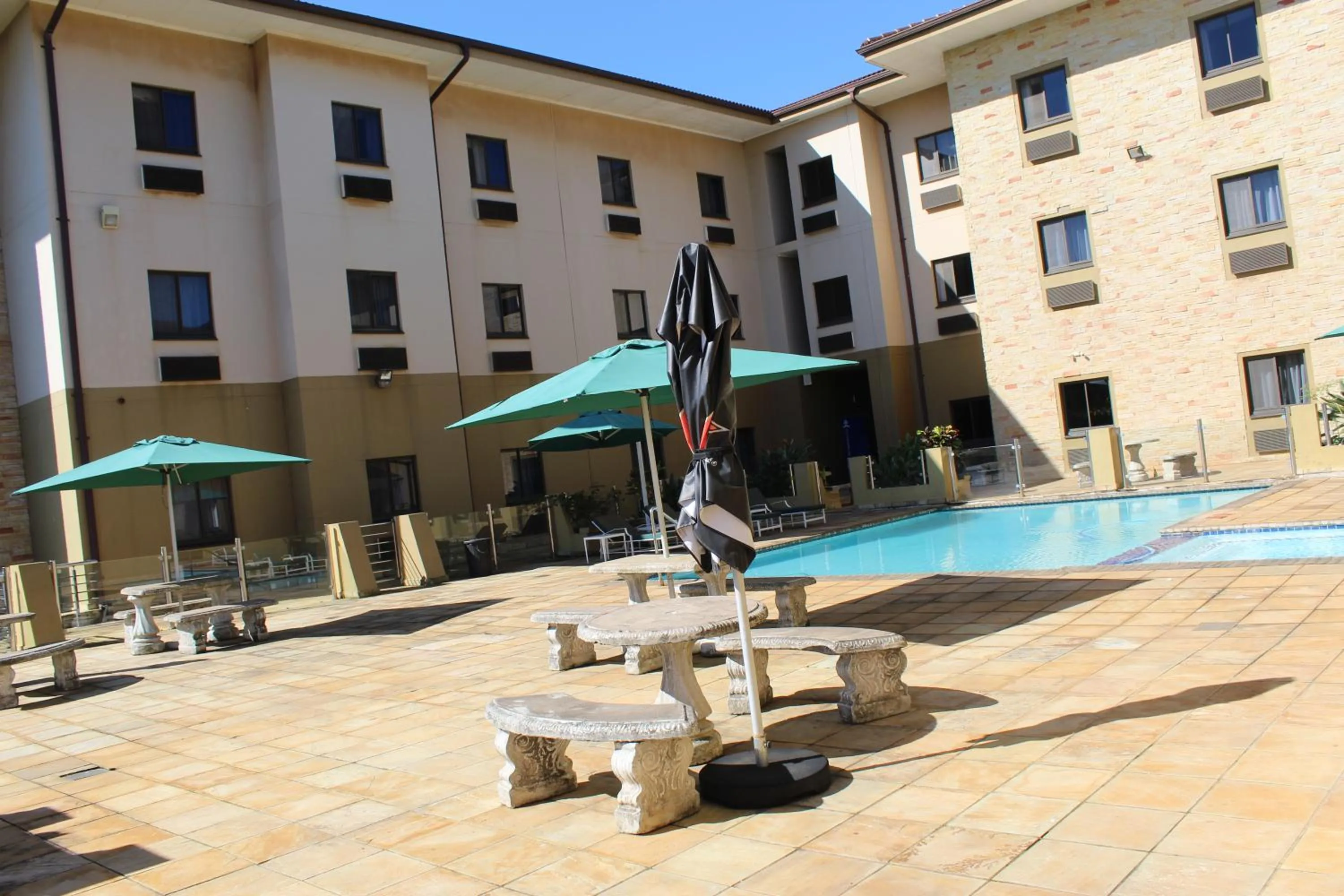 Swimming pool in Hampshire Hotel - Ballito