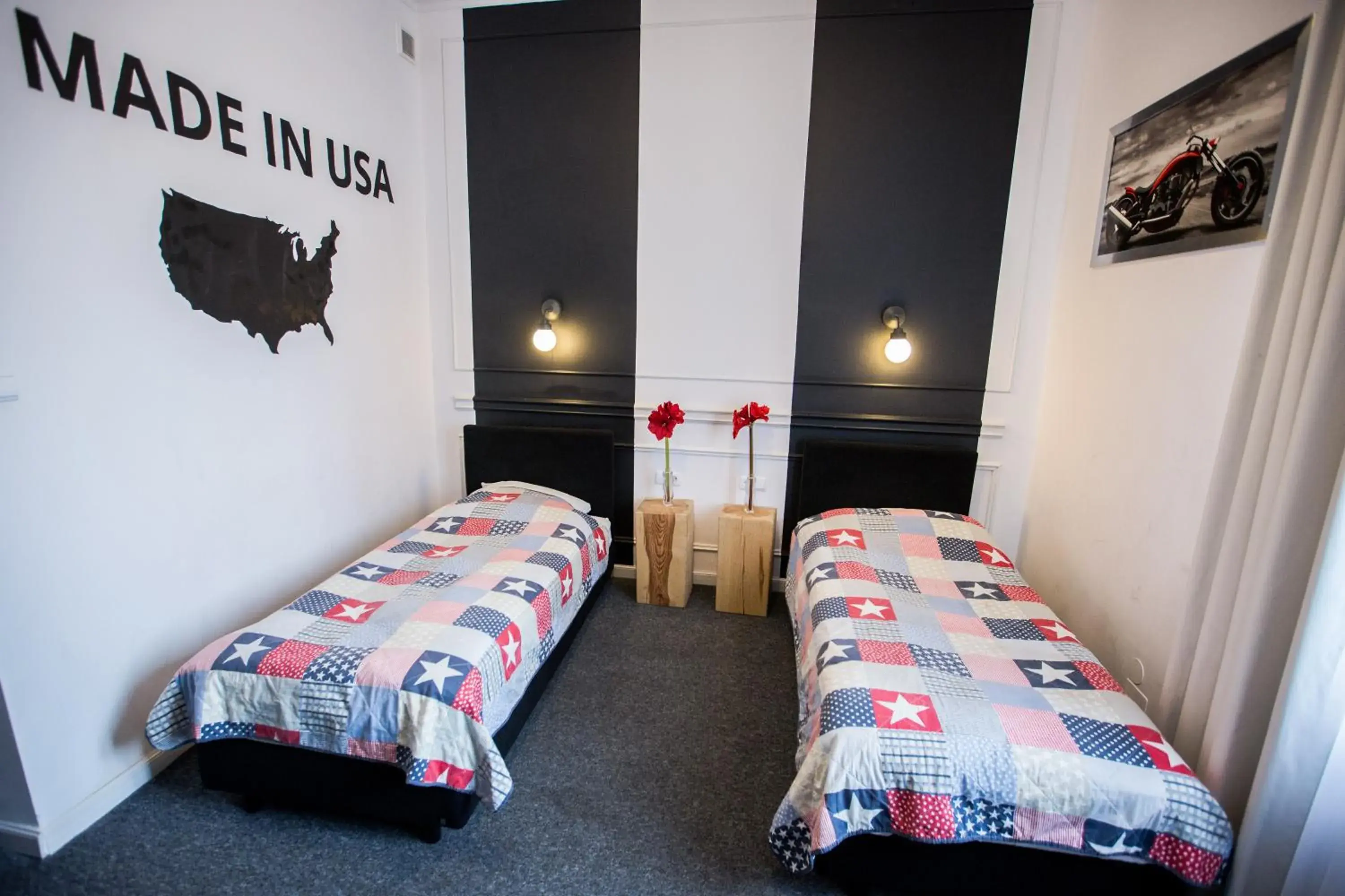 Twin Room in Hotel Granada Twin Room in Hotel Granada