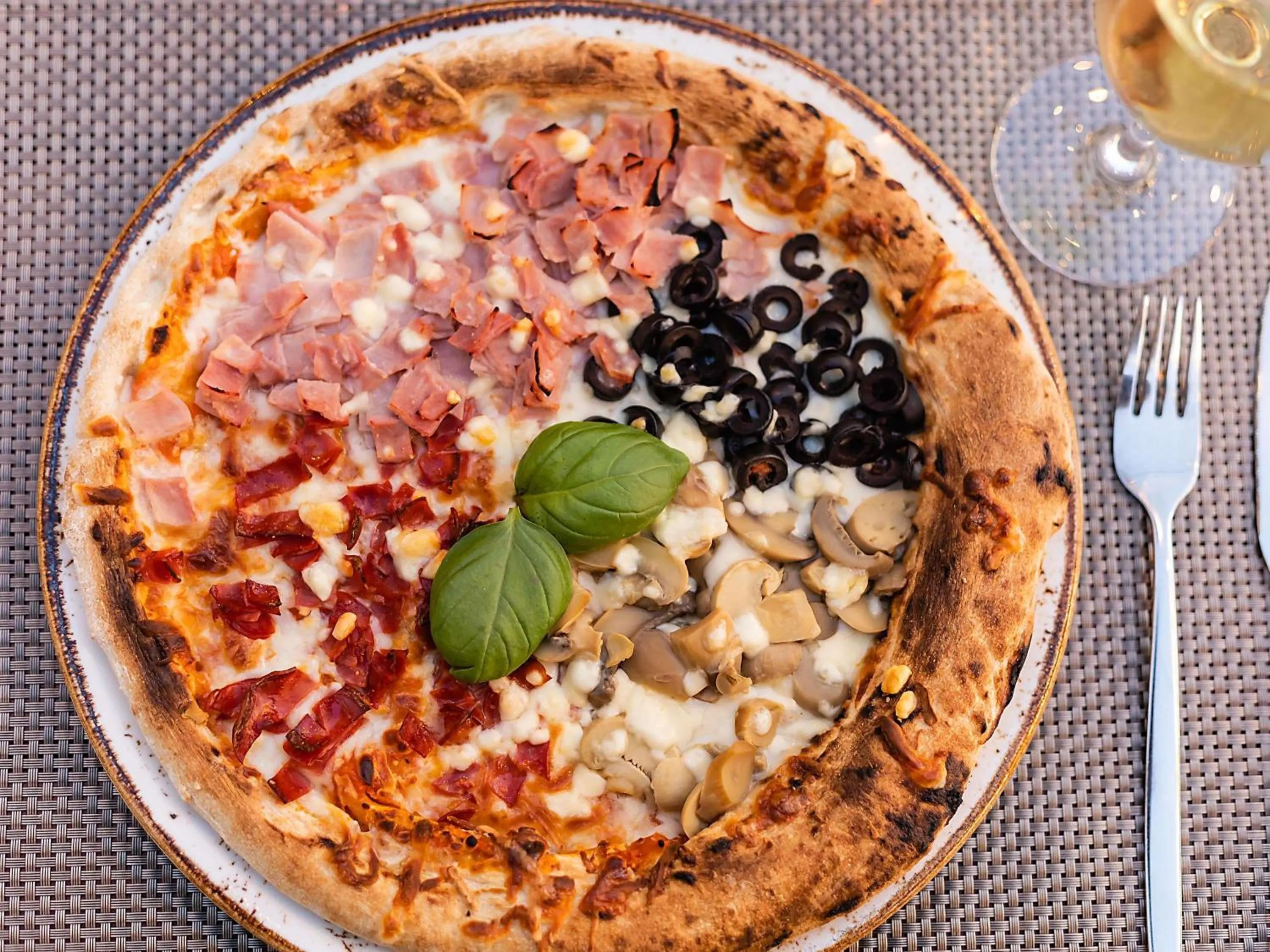 Restaurant/places to eat in Hotel ibis Porto Gaia