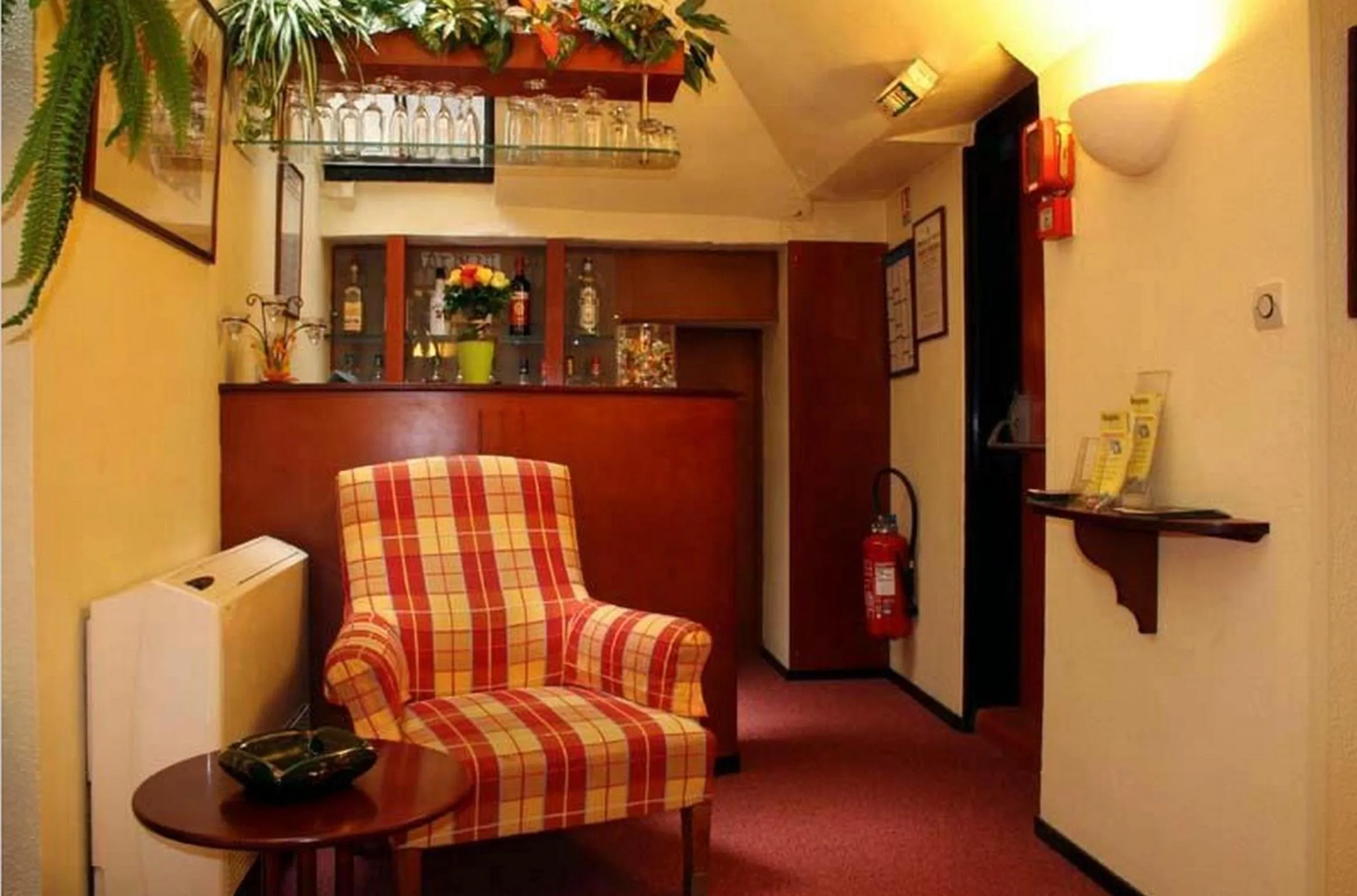 Lounge or bar in Hotel Elysée