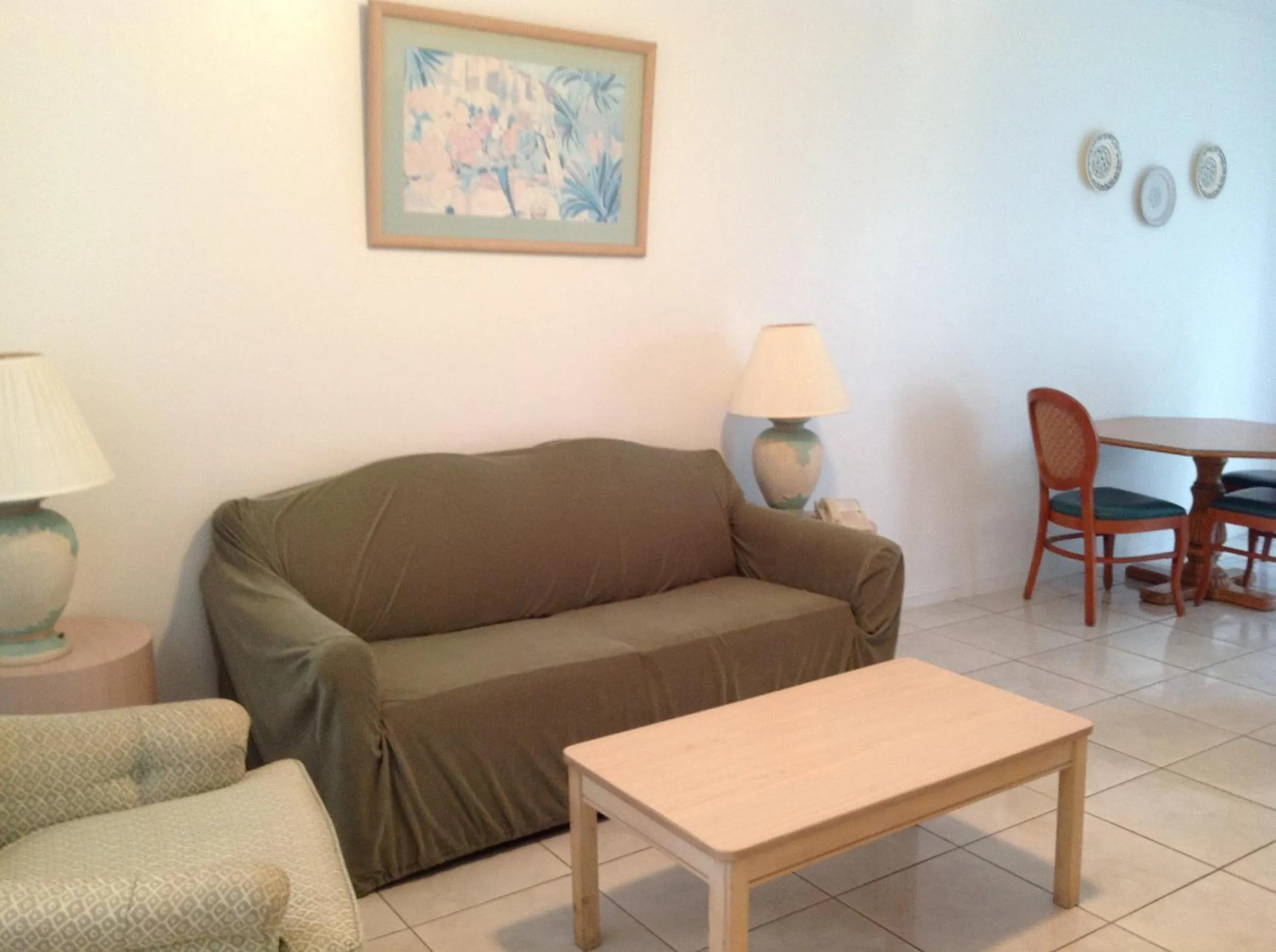 Photo of the whole room in Birch Patio Motel