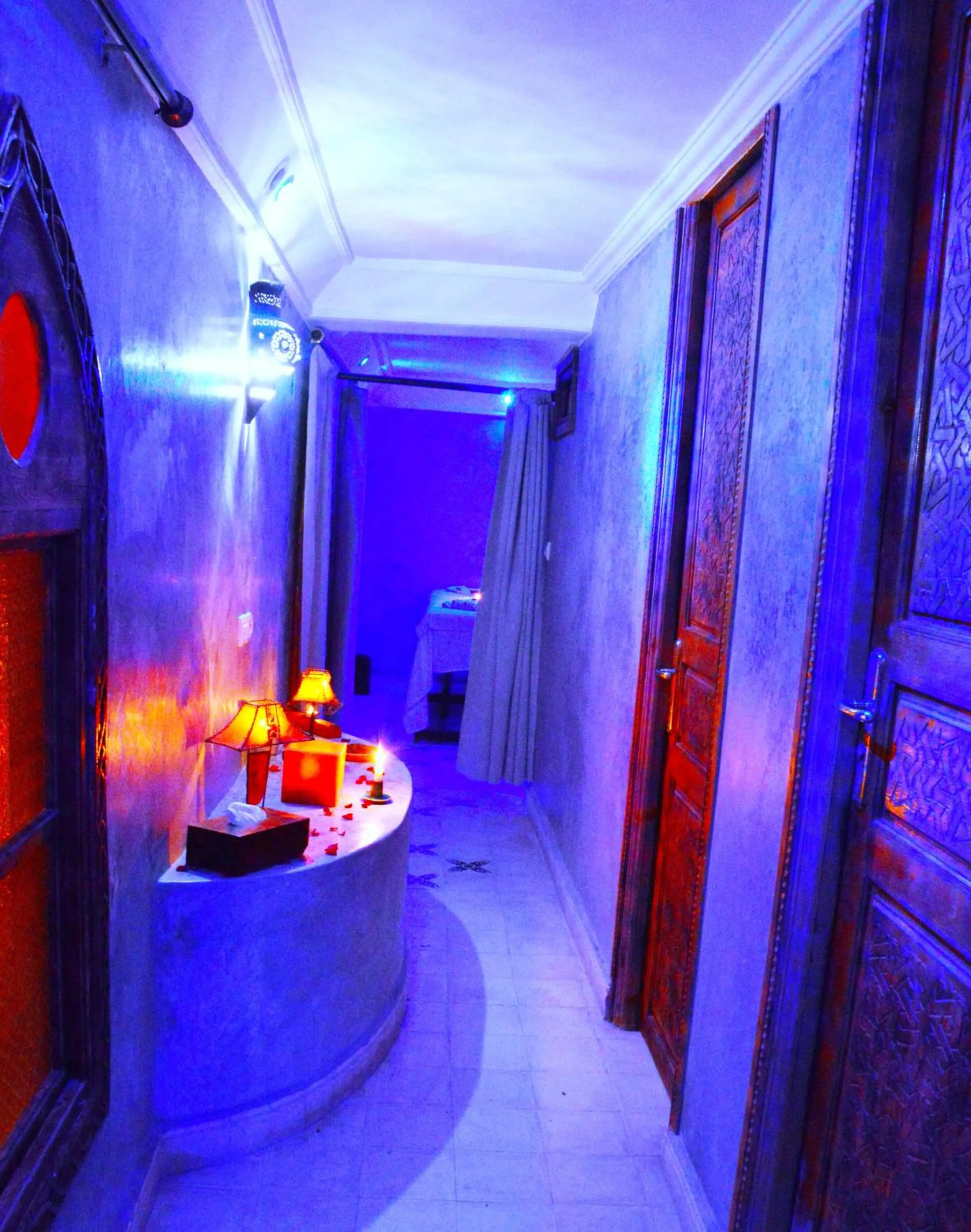 Massage in Palais Des Remparts