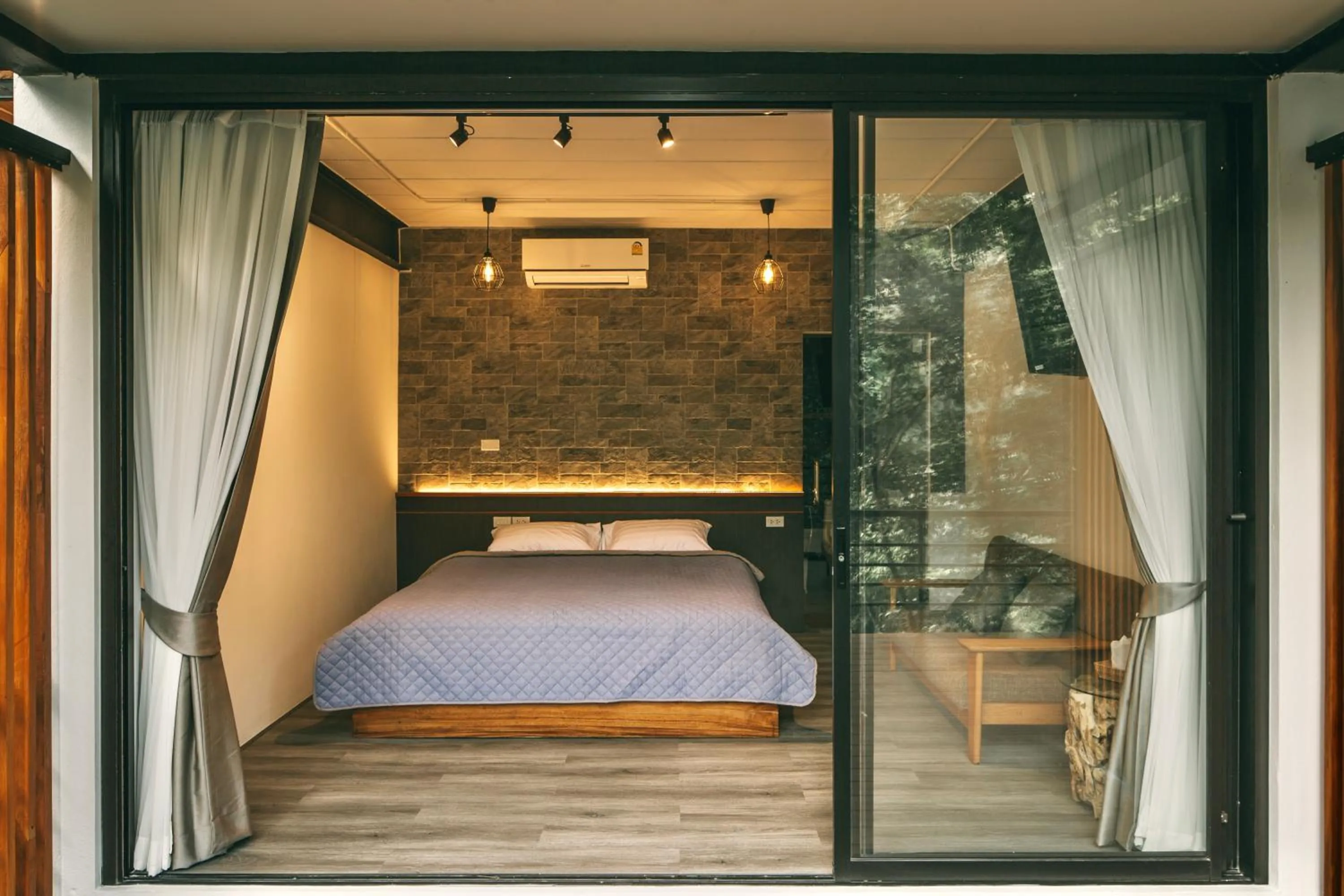 Bed in Maesa Greenery Hill SHA