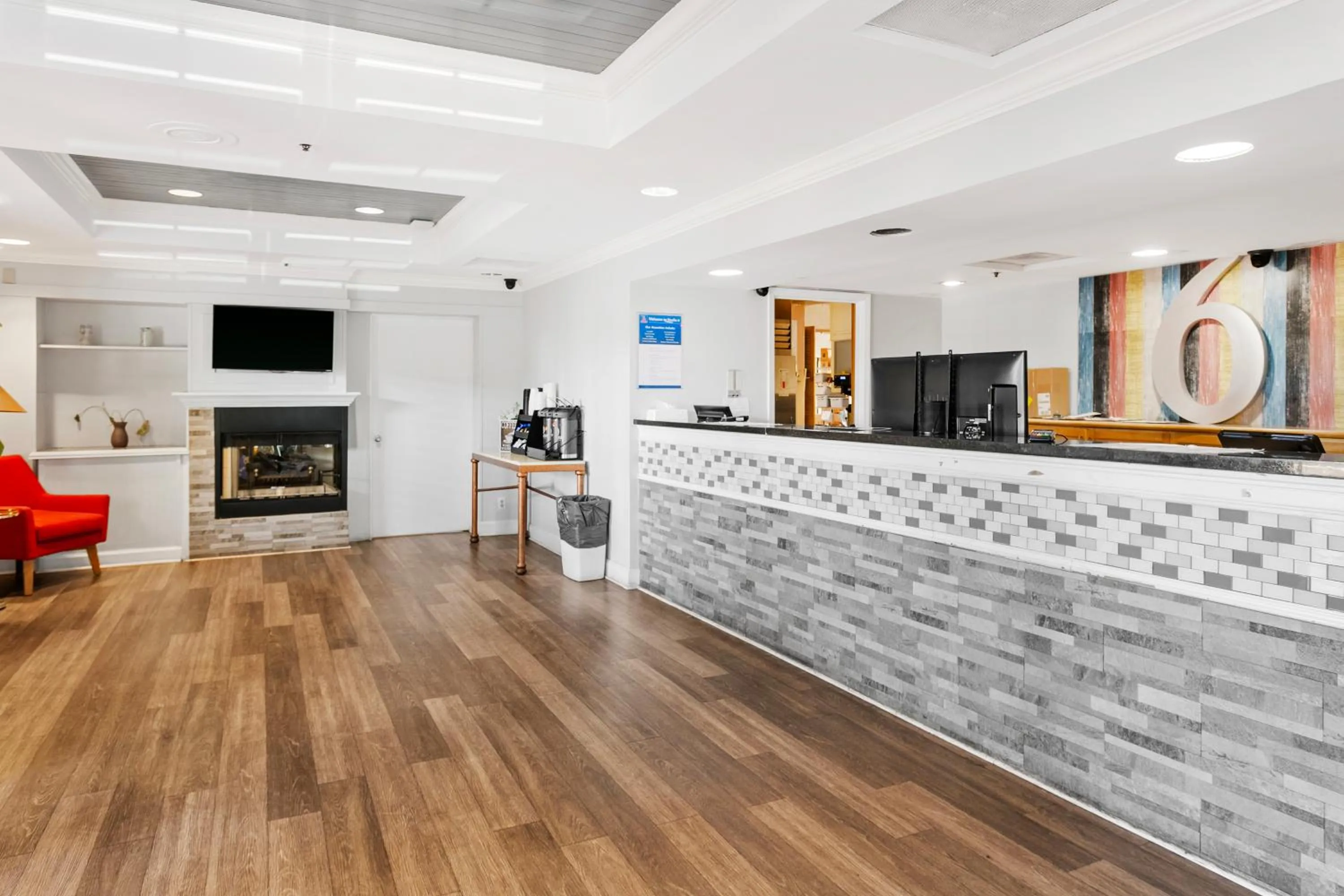 Lobby or reception in Studio 6 Tempe, AZ Elliot Road