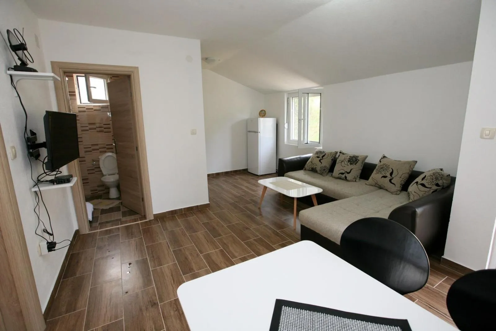 Photo of the whole room in Ruža Apartments Sea View