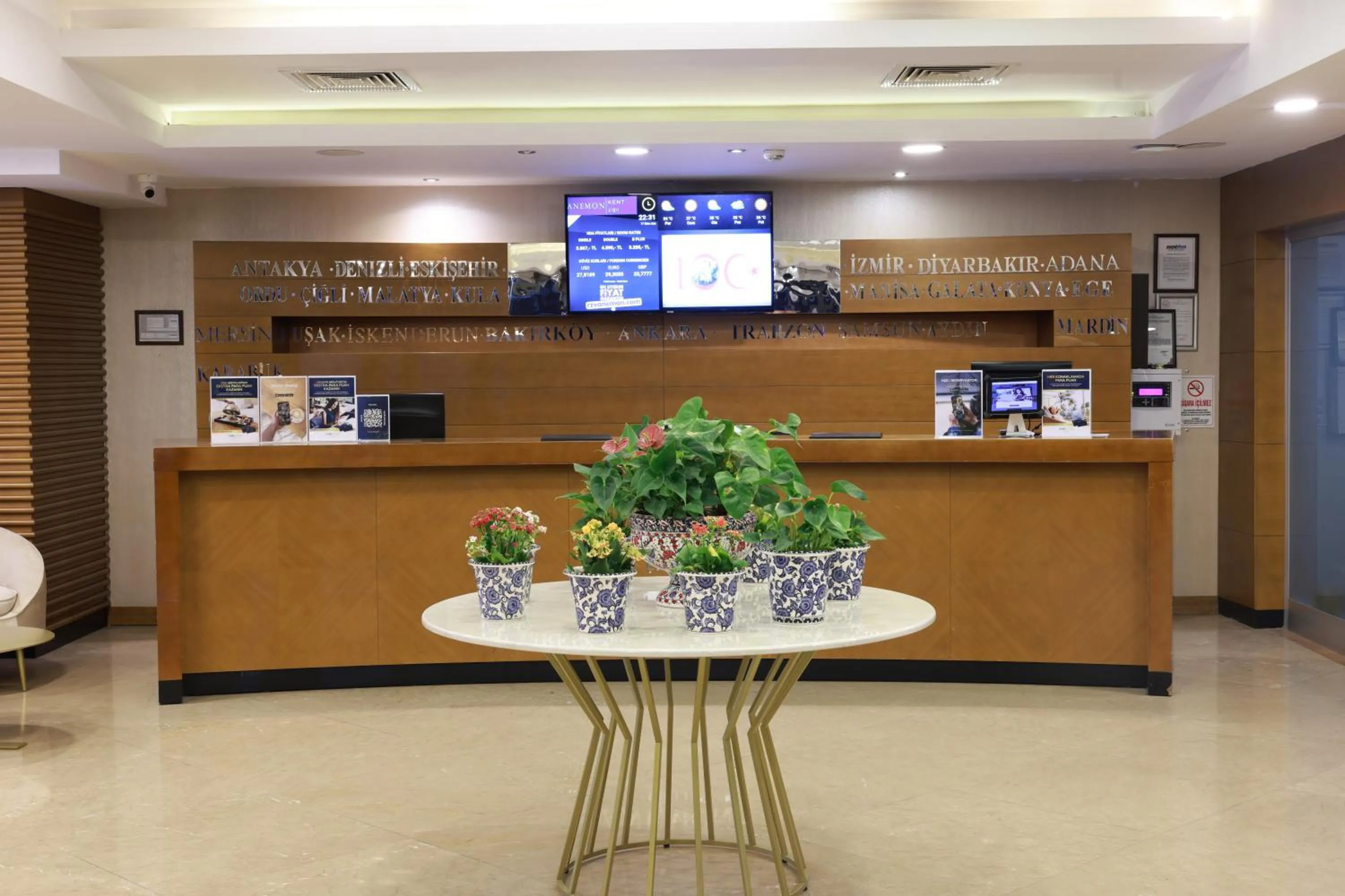 Lobby or reception in Anemon Kent Çiğli Otel