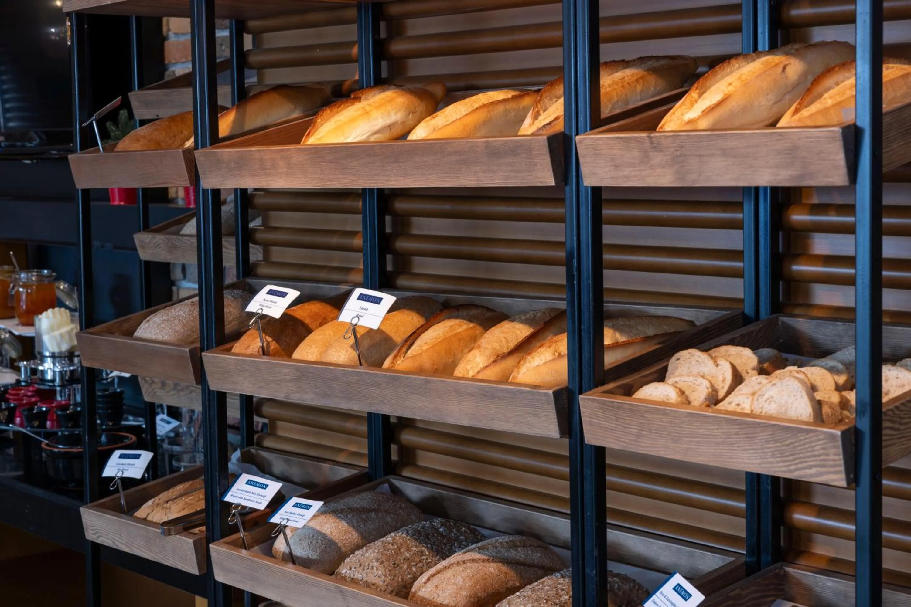 Food and drinks in Anemon Kent Çiğli Otel