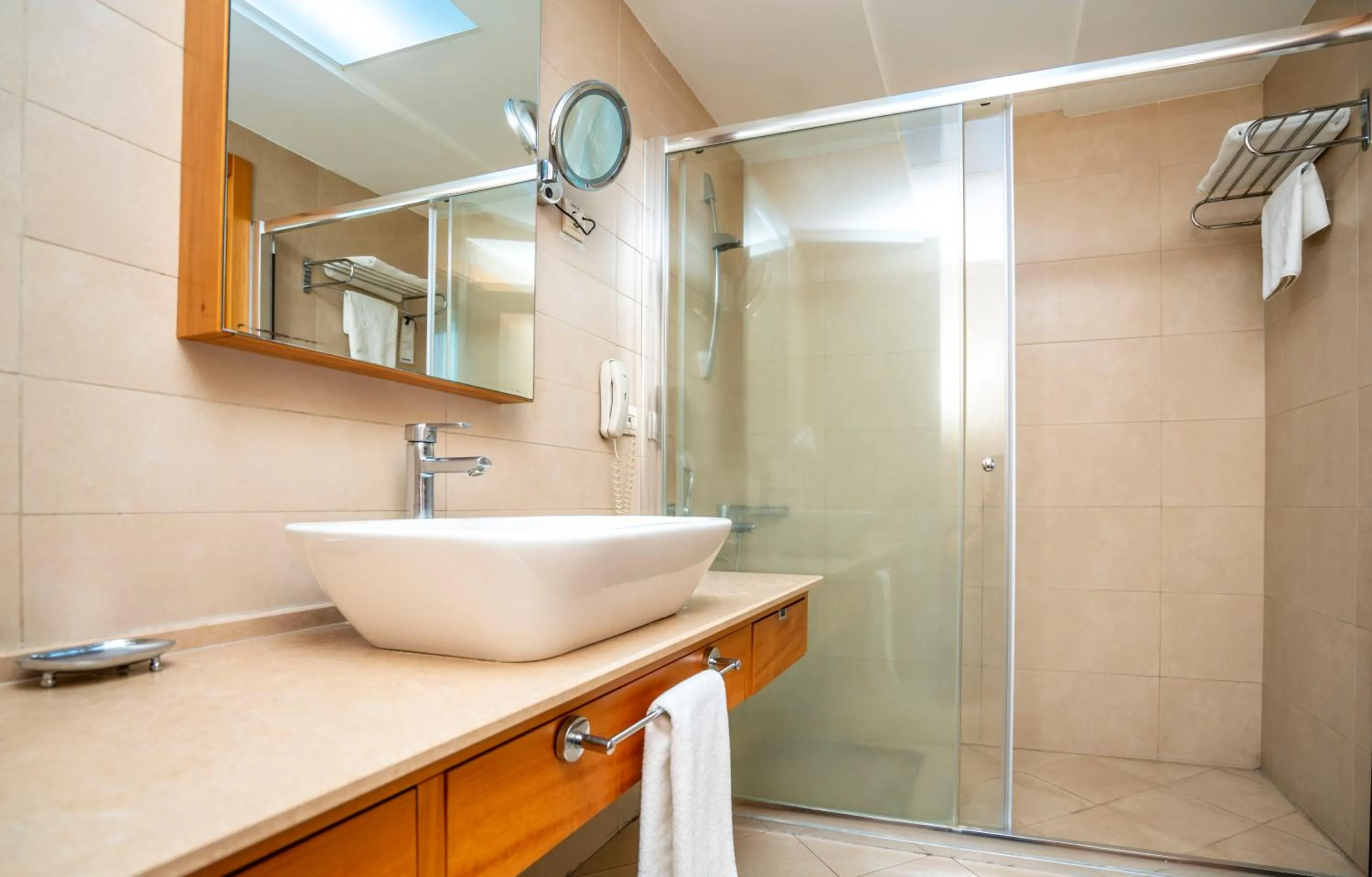 Bathroom in Anemon Kent Çiğli Otel