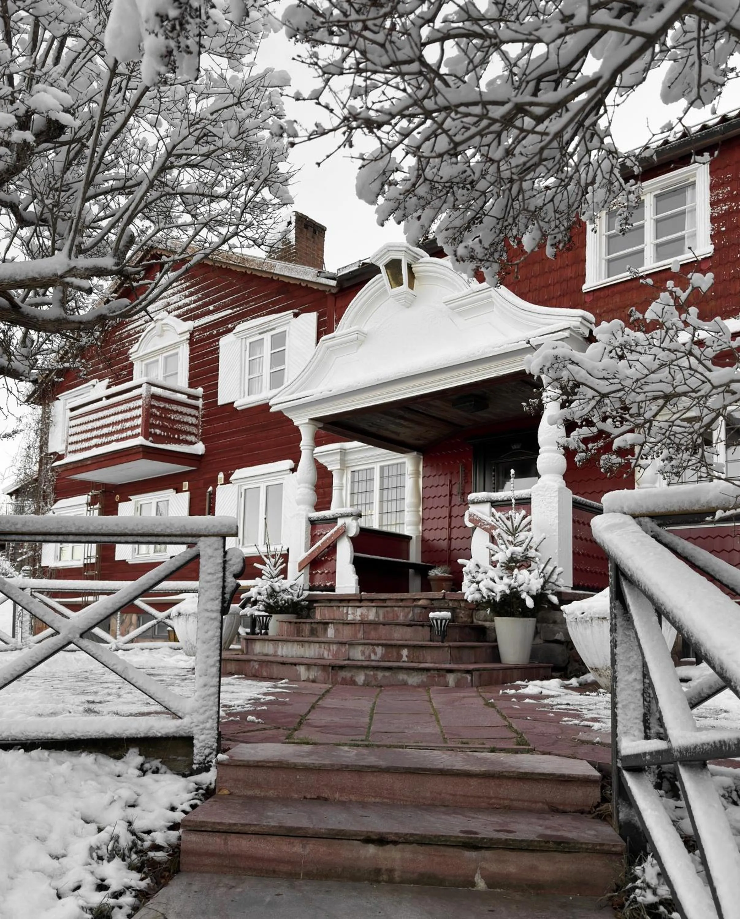 Property building in Hotell Gyllene Hornet