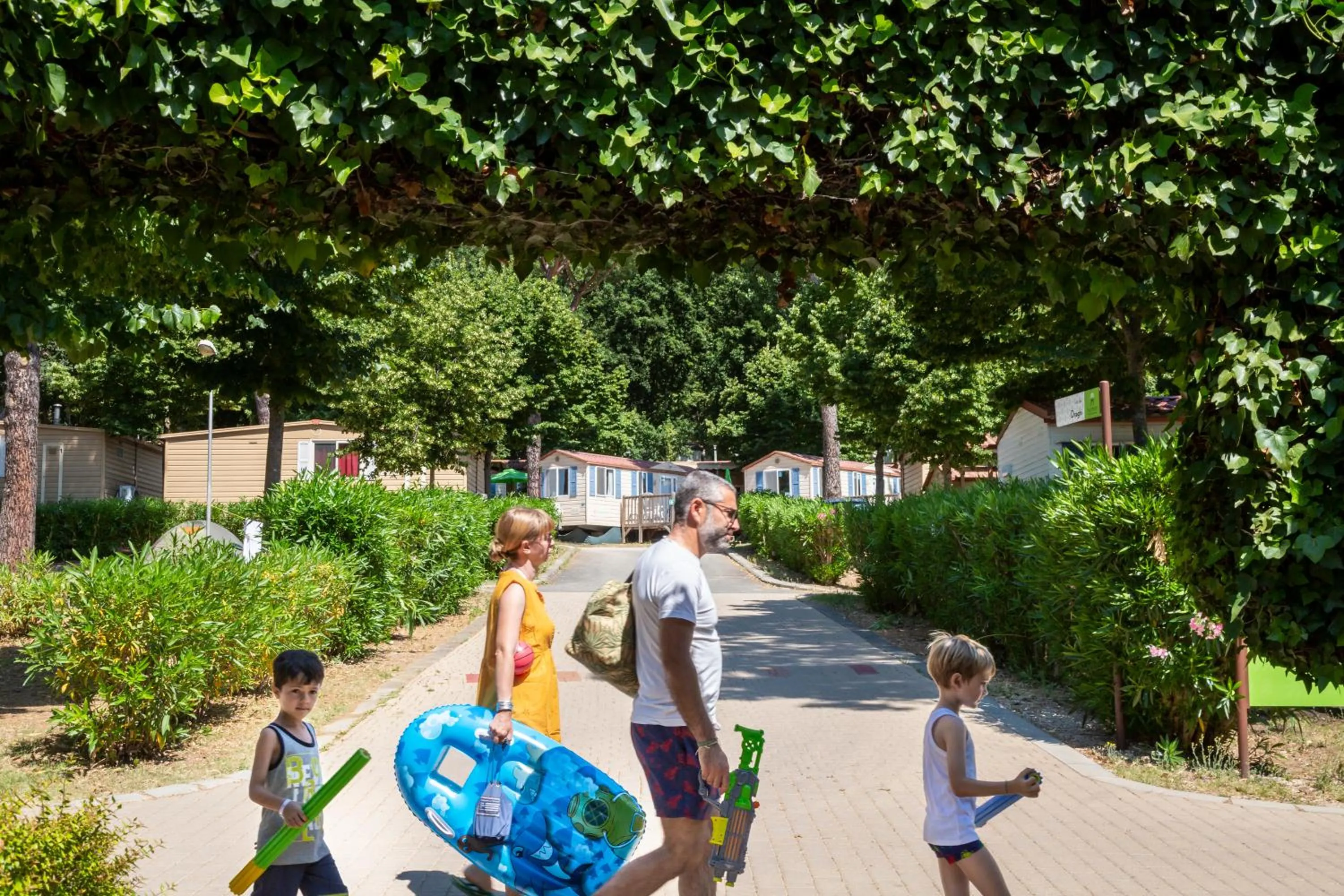 children in hu I Pini village
