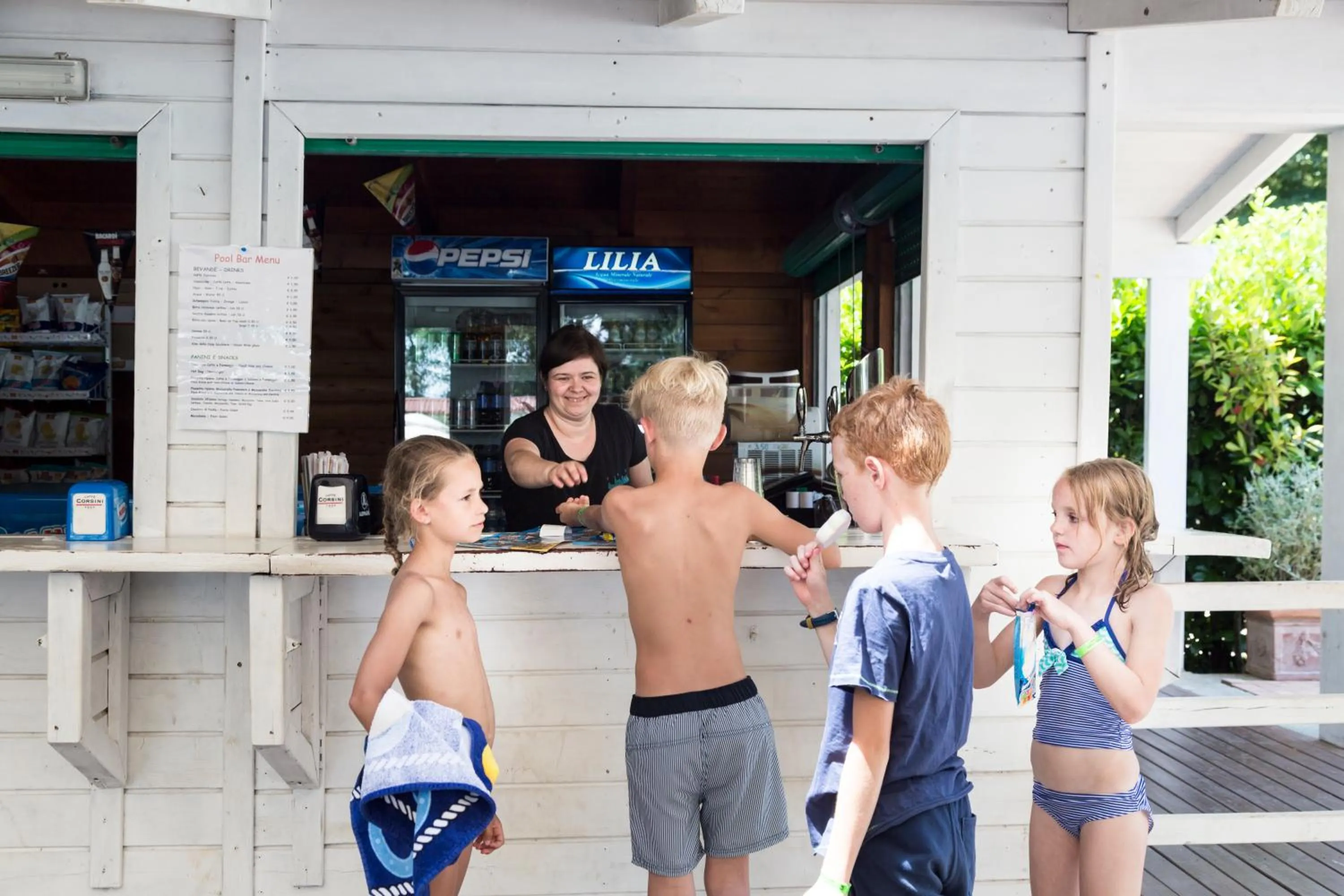 Restaurant/places to eat in hu I Pini village