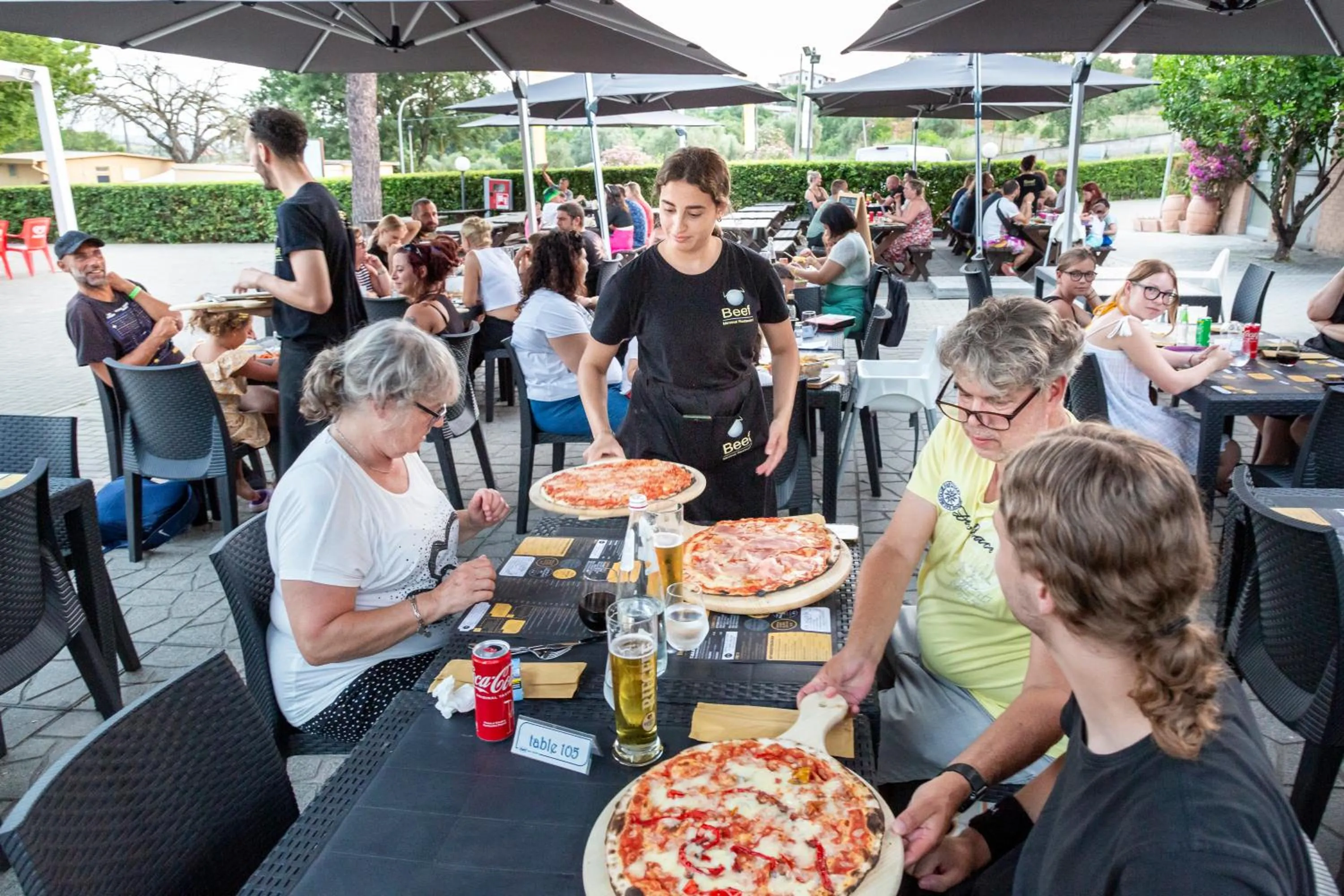 Restaurant/places to eat in hu I Pini village