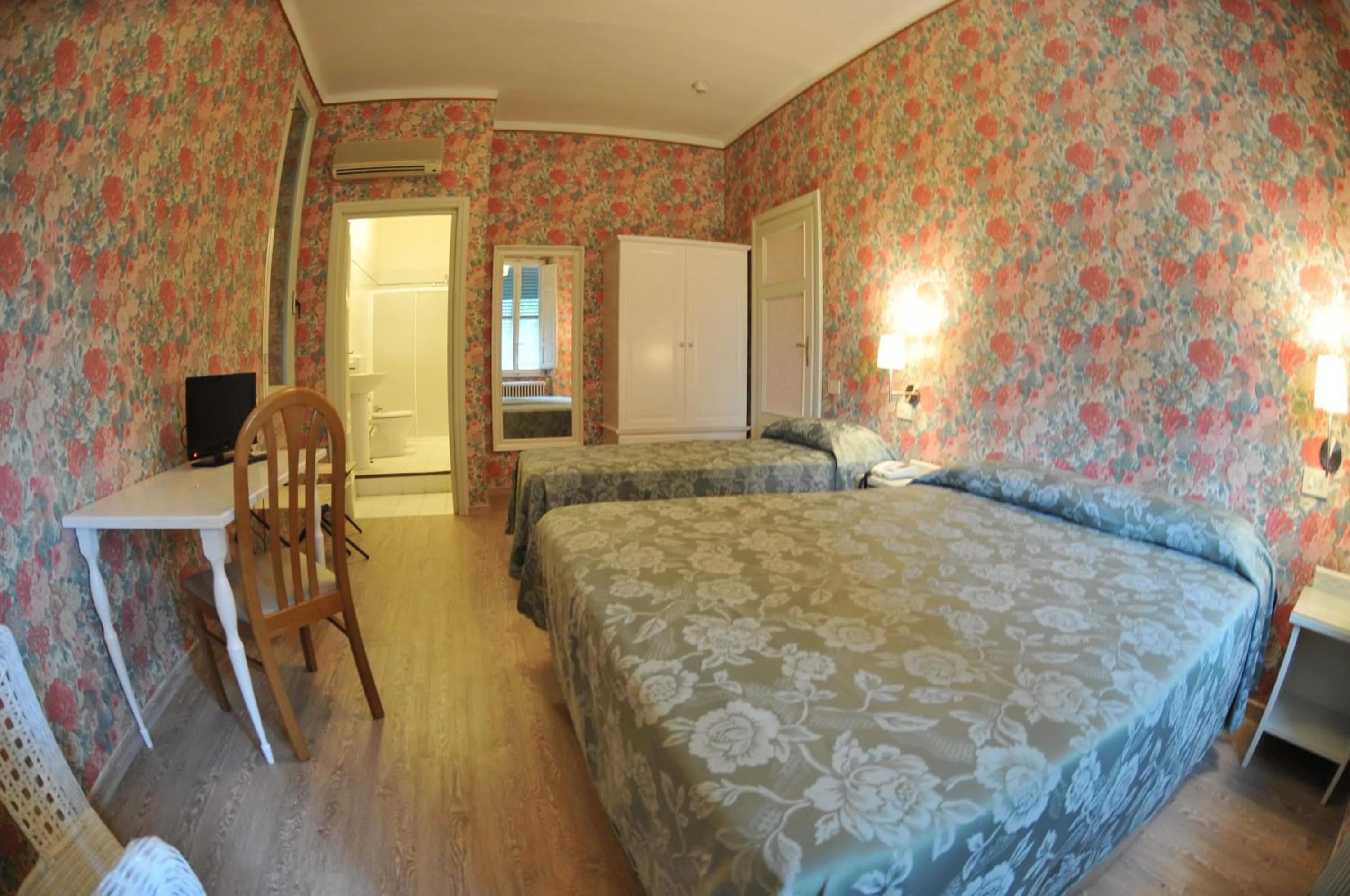 Toilet, Bed in Hotel Stipino