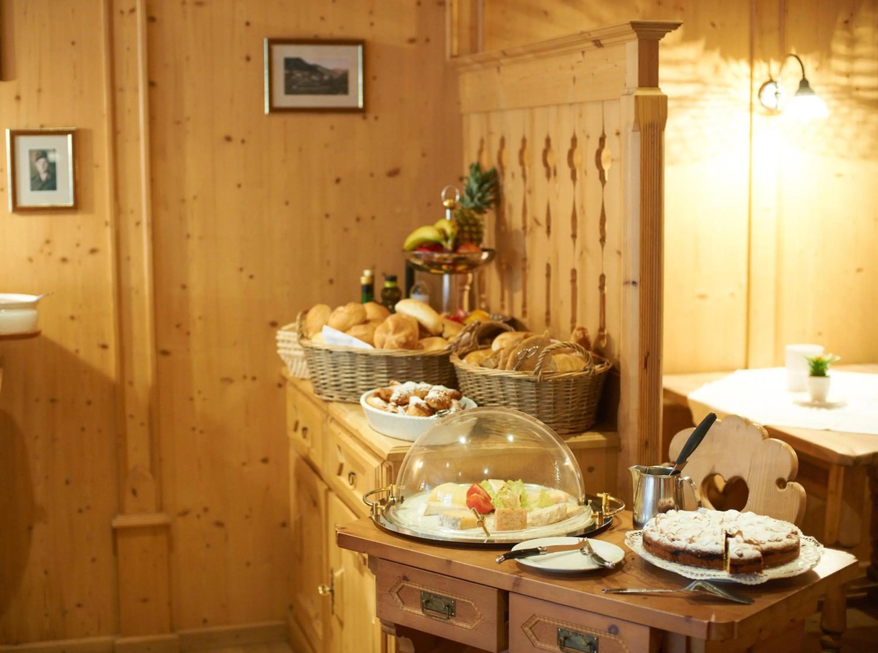 Restaurant/places to eat in Hotel Gallia