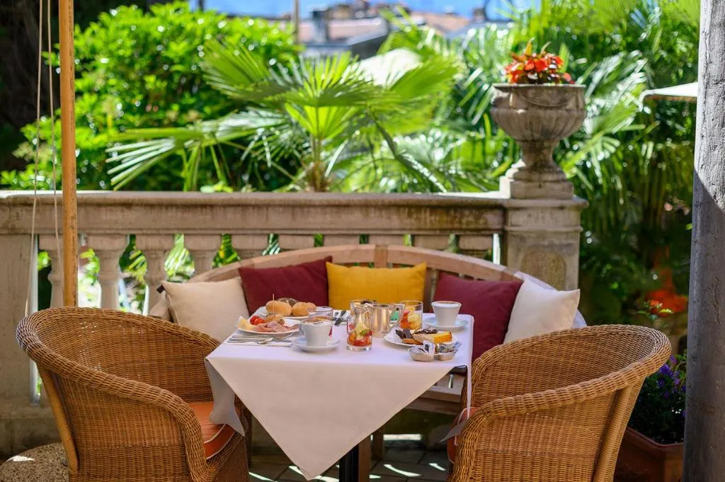 Day in Villa Miravalle