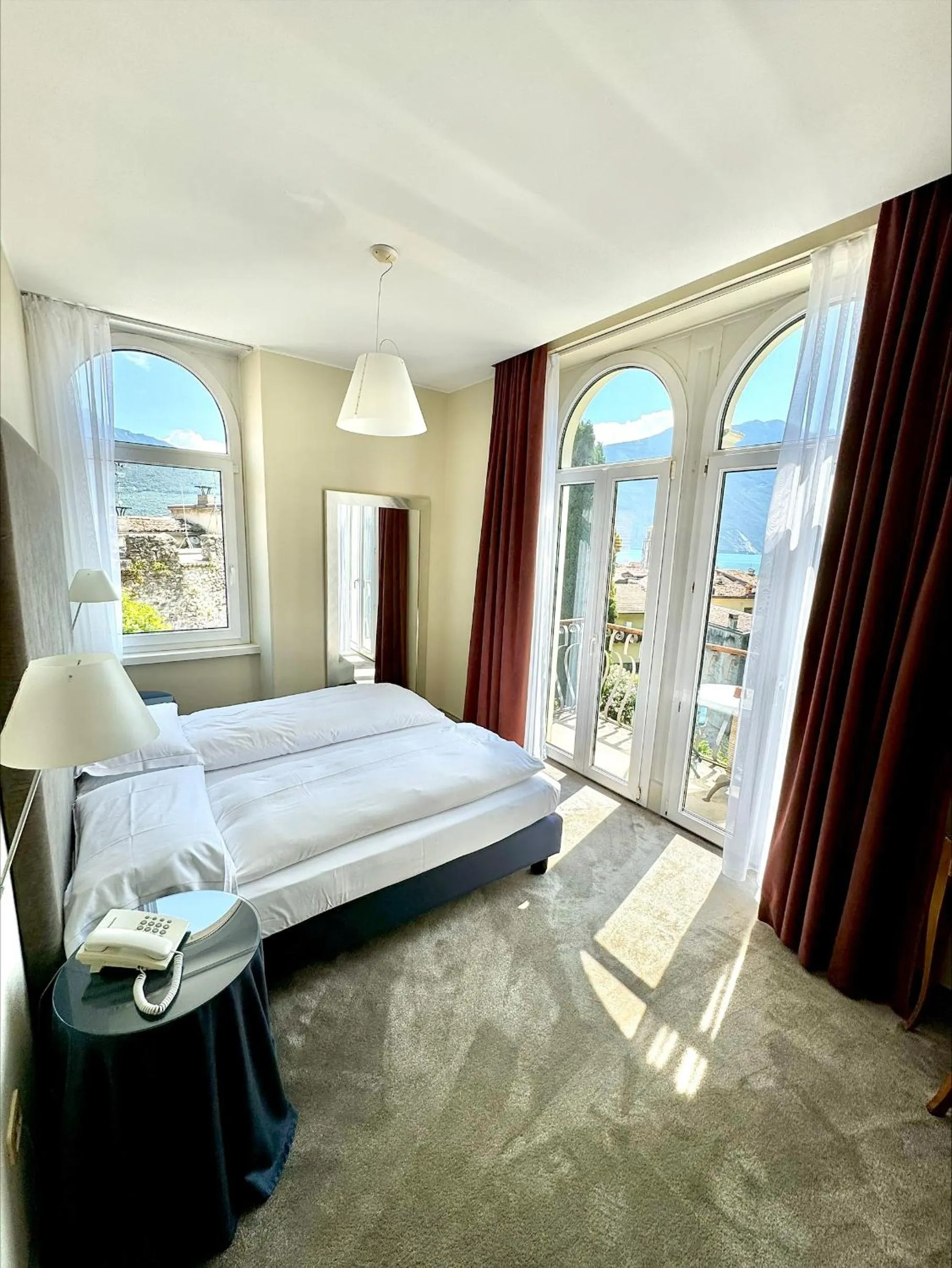 Bed in Villa Miravalle