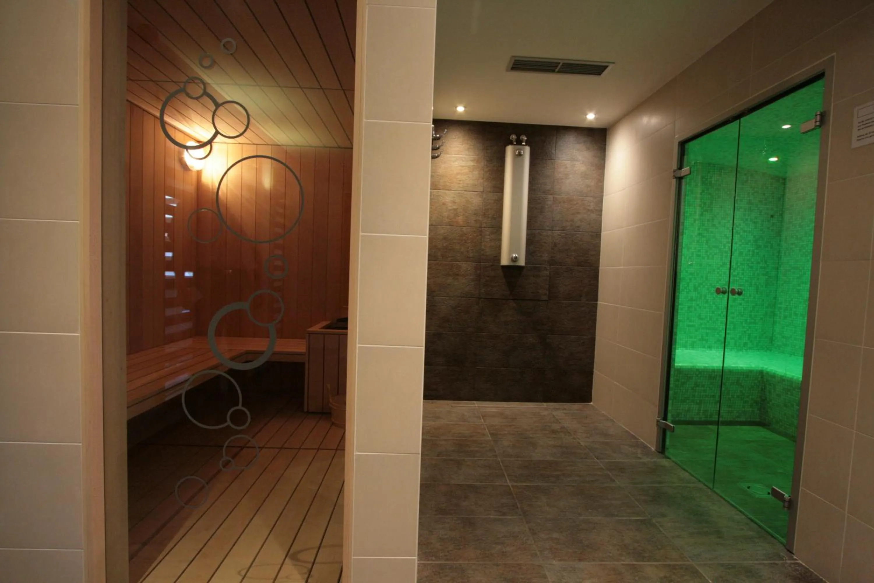 Spa and wellness centre/facilities in Logis Hotel & Spa Beau-Site