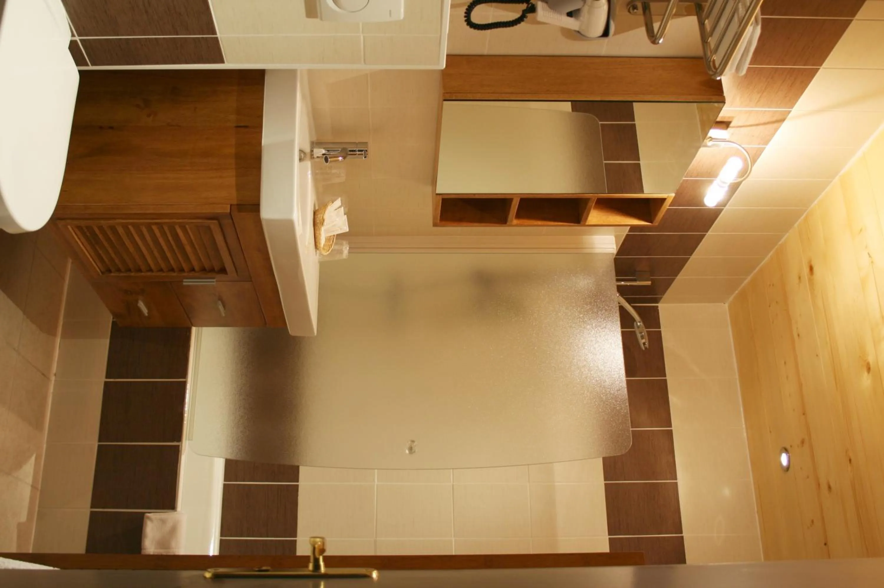 Bathroom in Logis Hotel & Spa Beau-Site