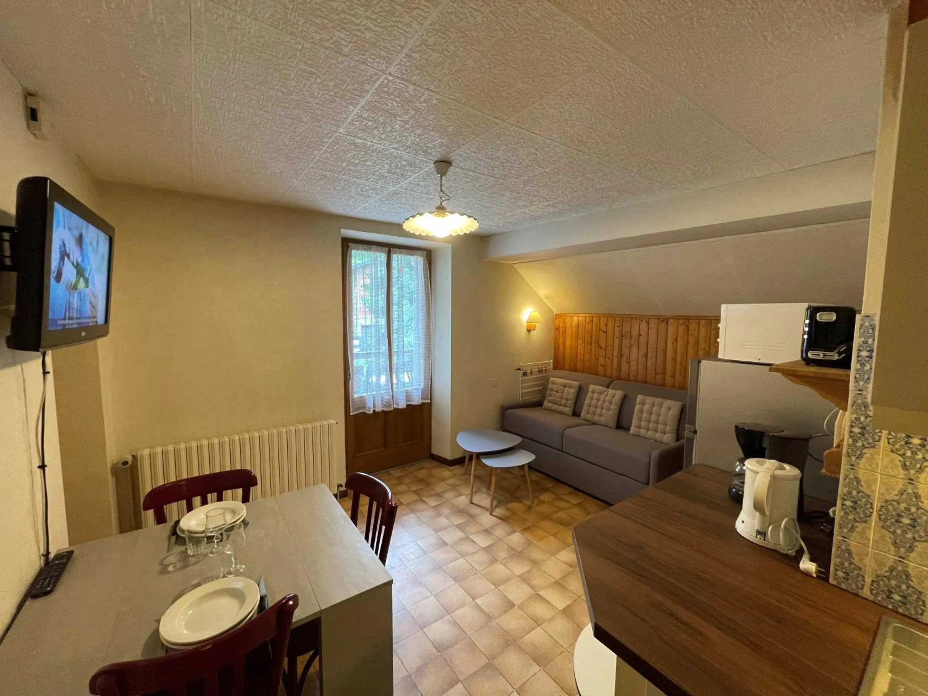 Dining area in Logis Hotel & Spa Beau-Site