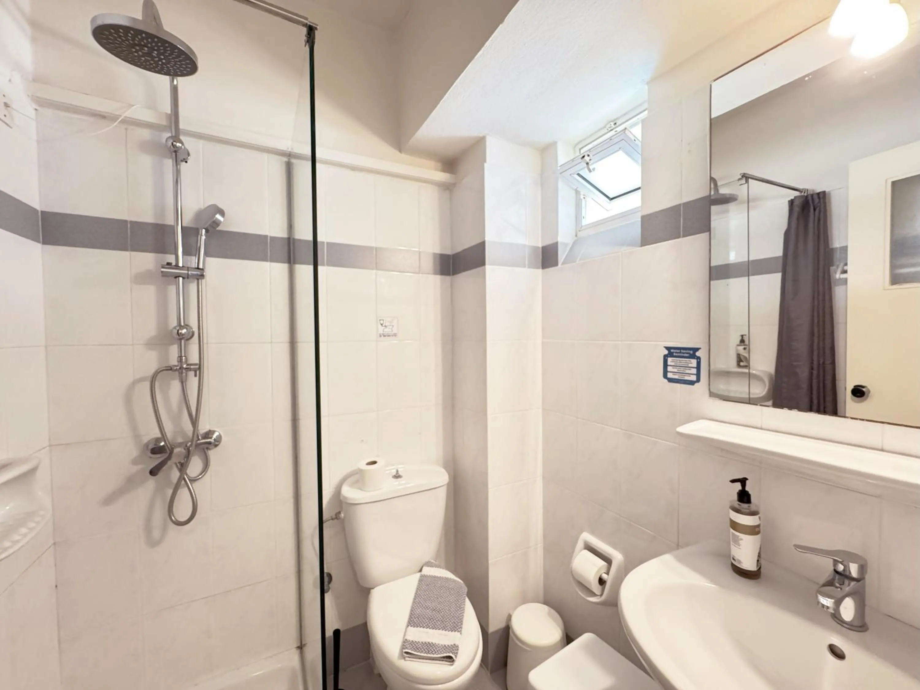 Shower in Melitti Hotel