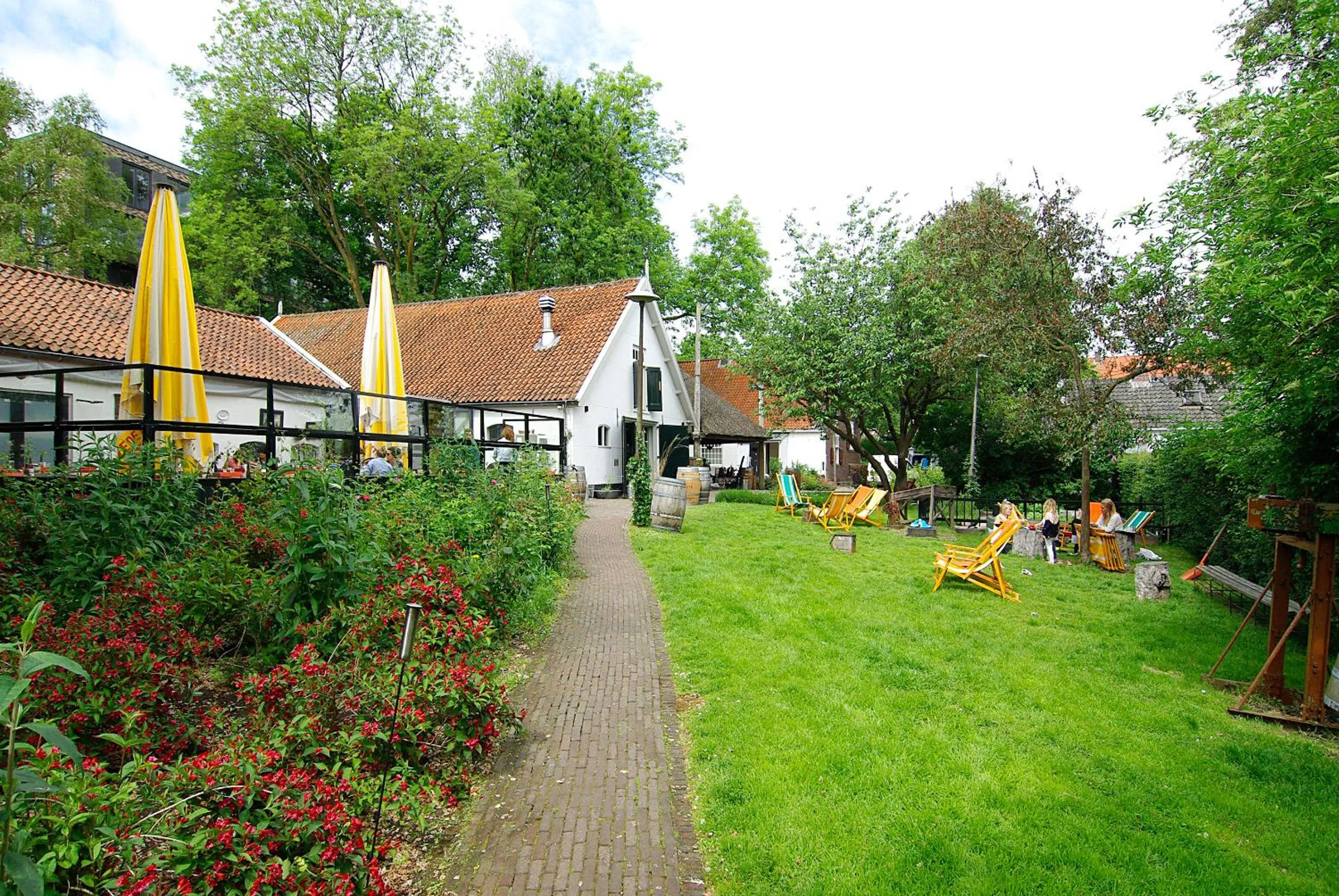 Restaurant/places to eat in Authentic Farmhouse - De Vergulden Eenhoorn