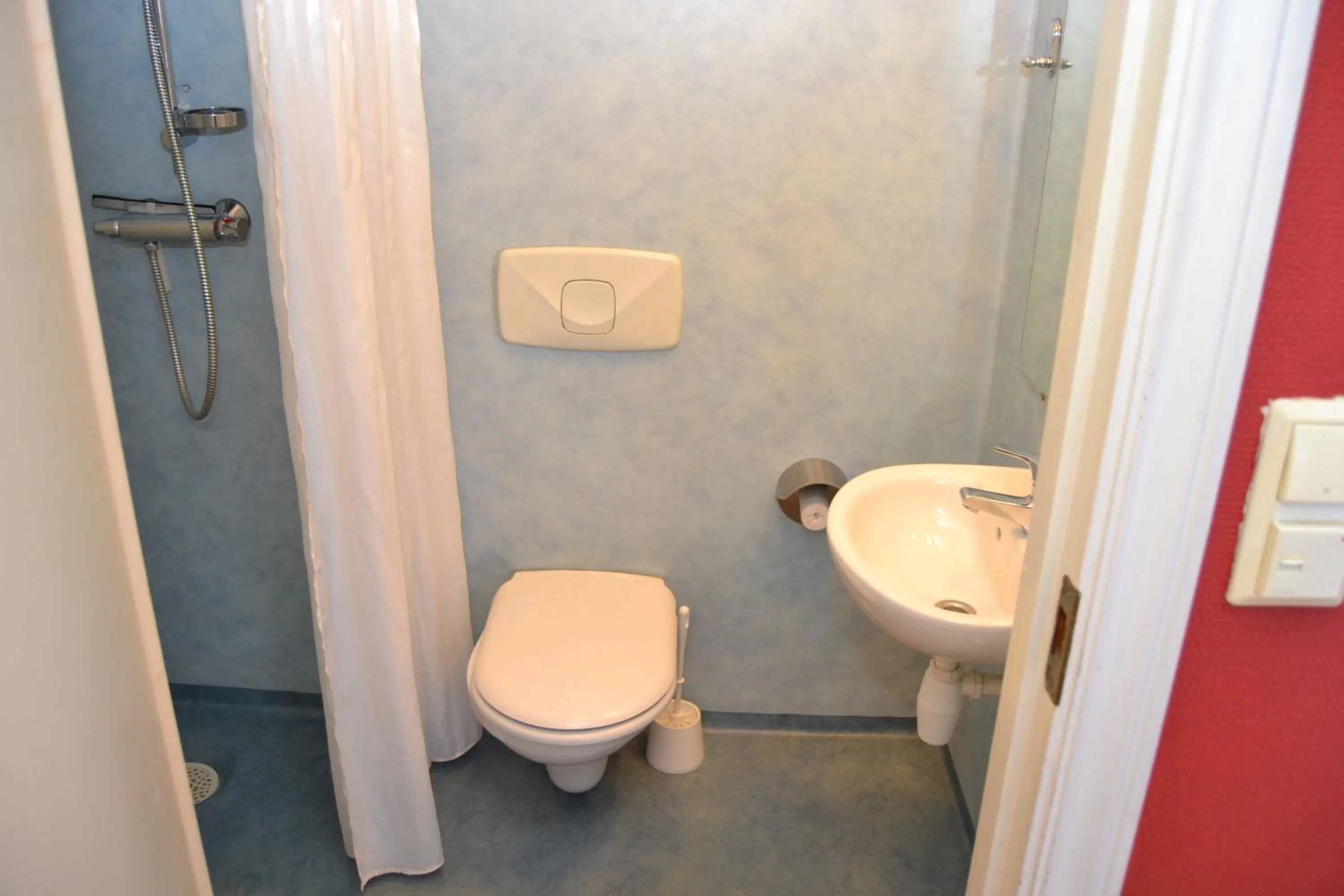 Shower in Skansen Hostel