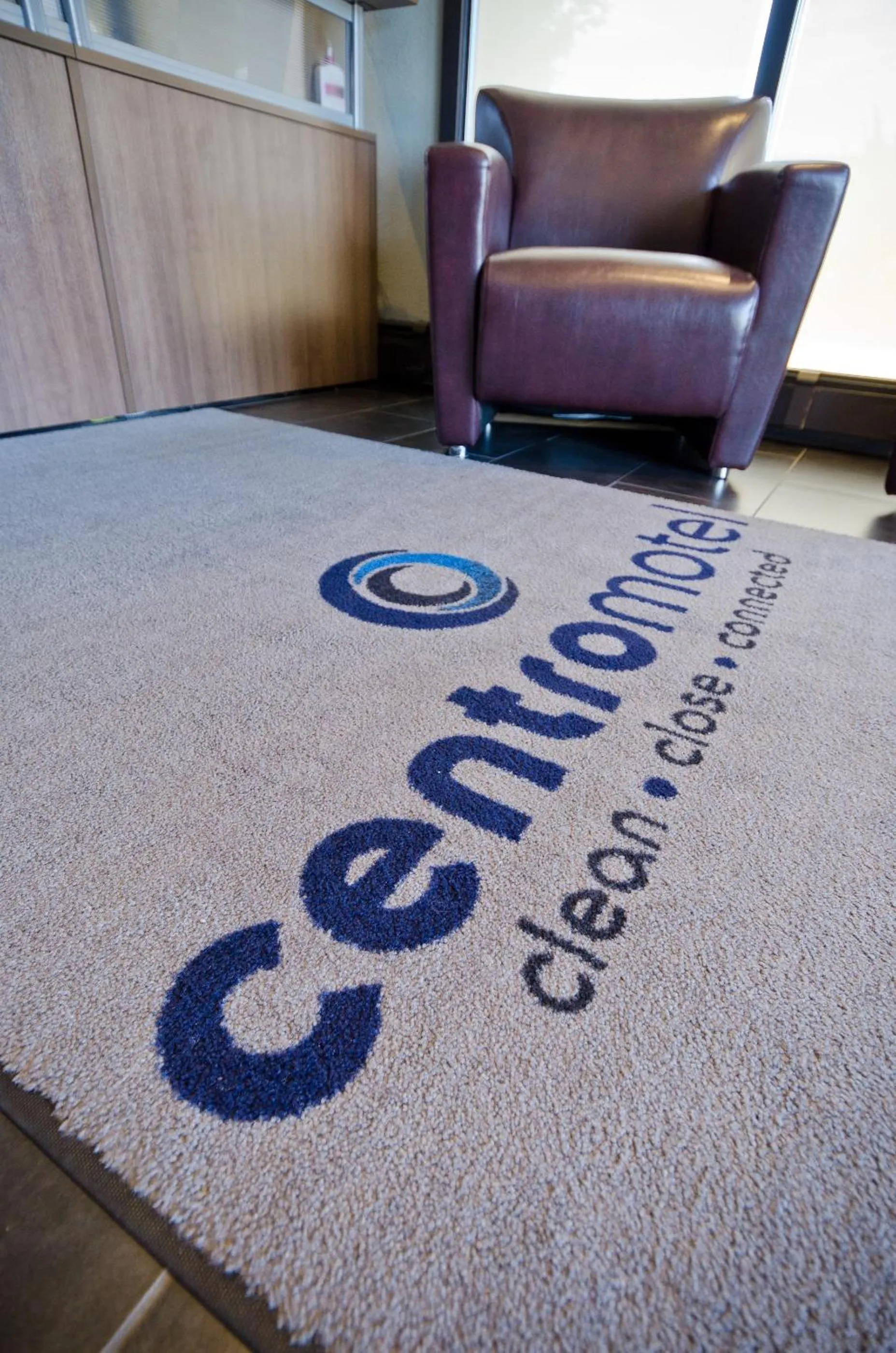 Logo/Certificate/Sign in Centro Motel