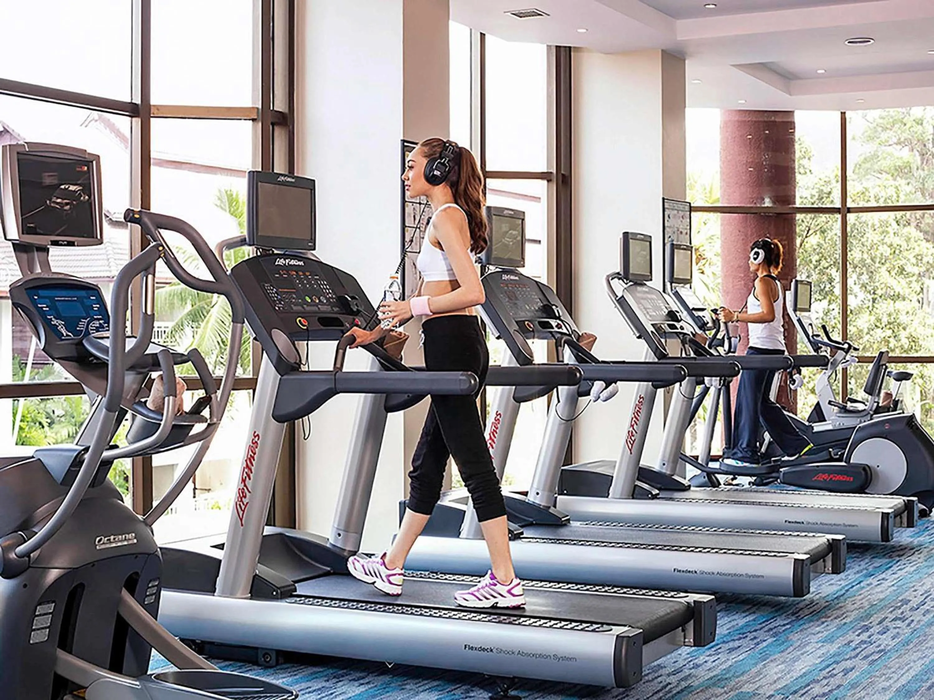 Fitness centre/facilities in Pullman Pattaya Hotel G