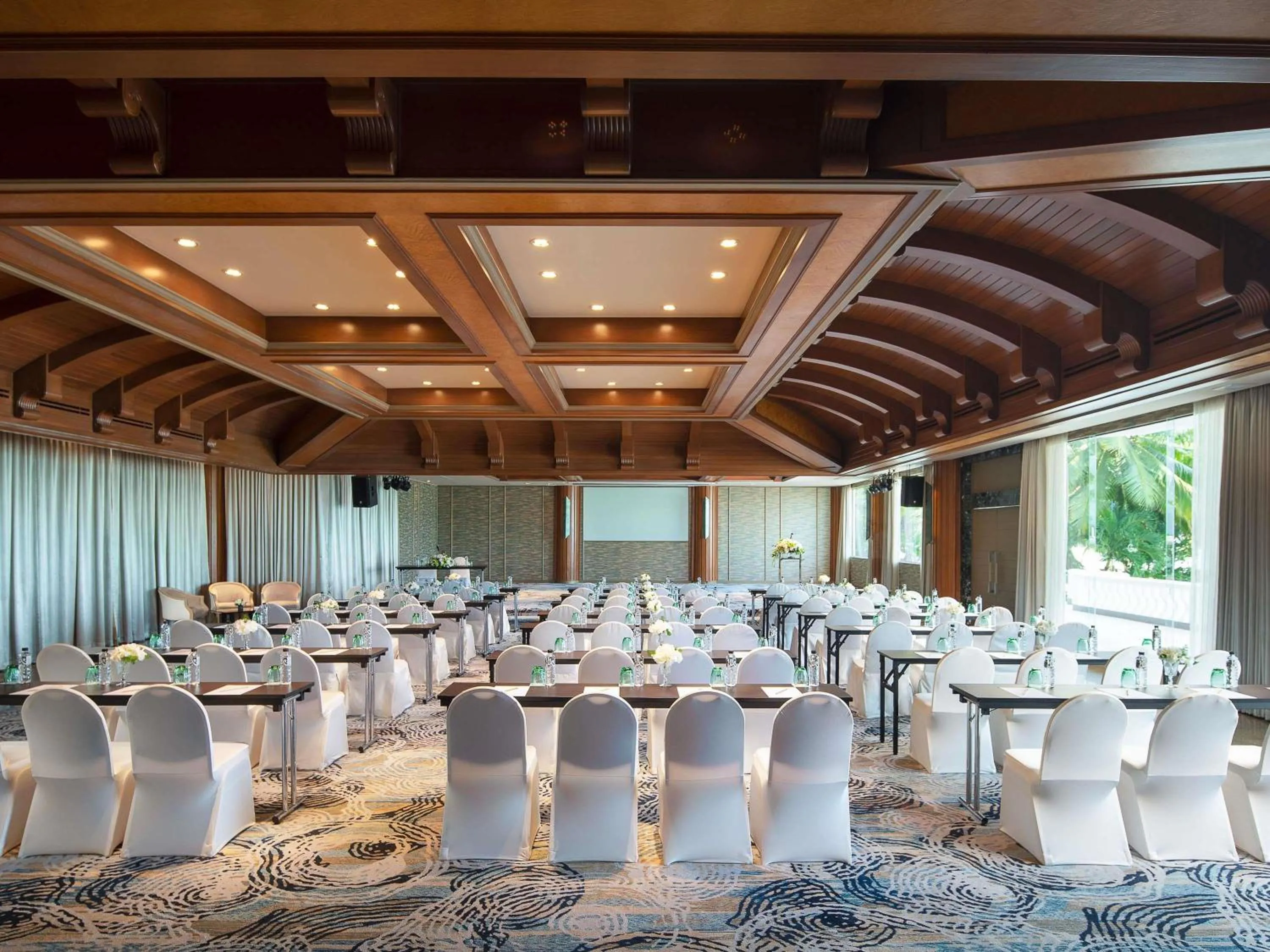 Meeting/conference room in Pullman Pattaya Hotel G
