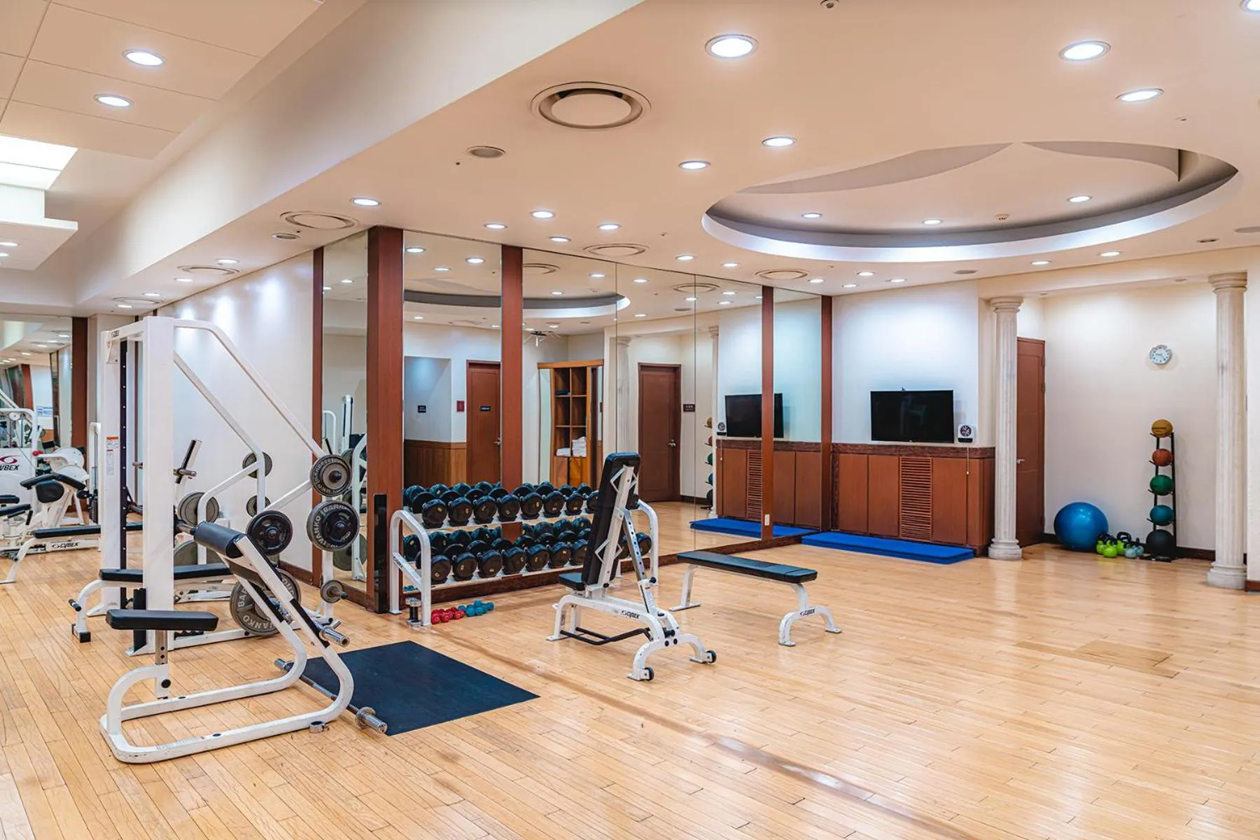 Fitness centre/facilities in Lotte Hotel Ulsan