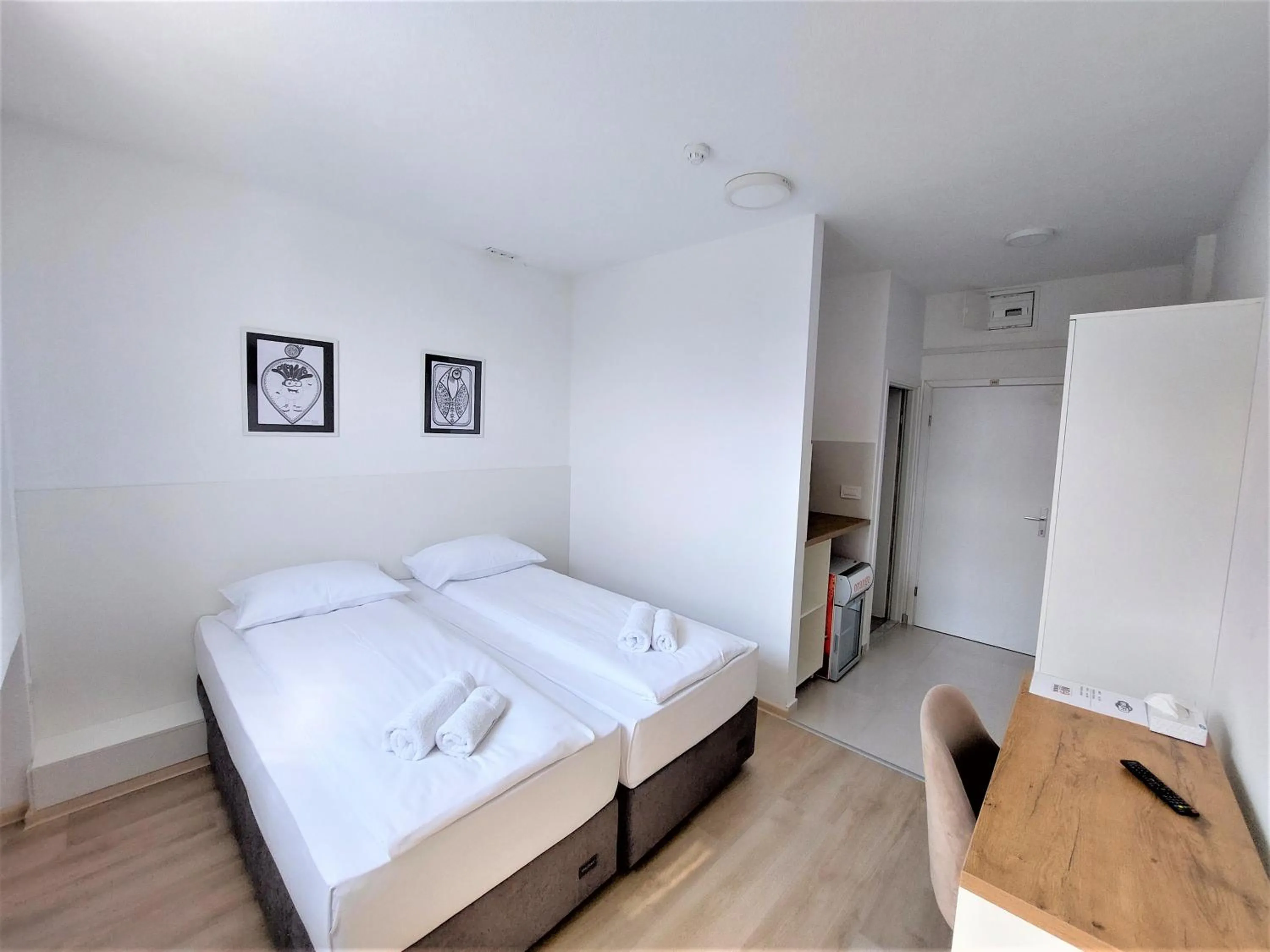 Economy Double or Twin Room - single occupancy in Orange Business Centar Apartments